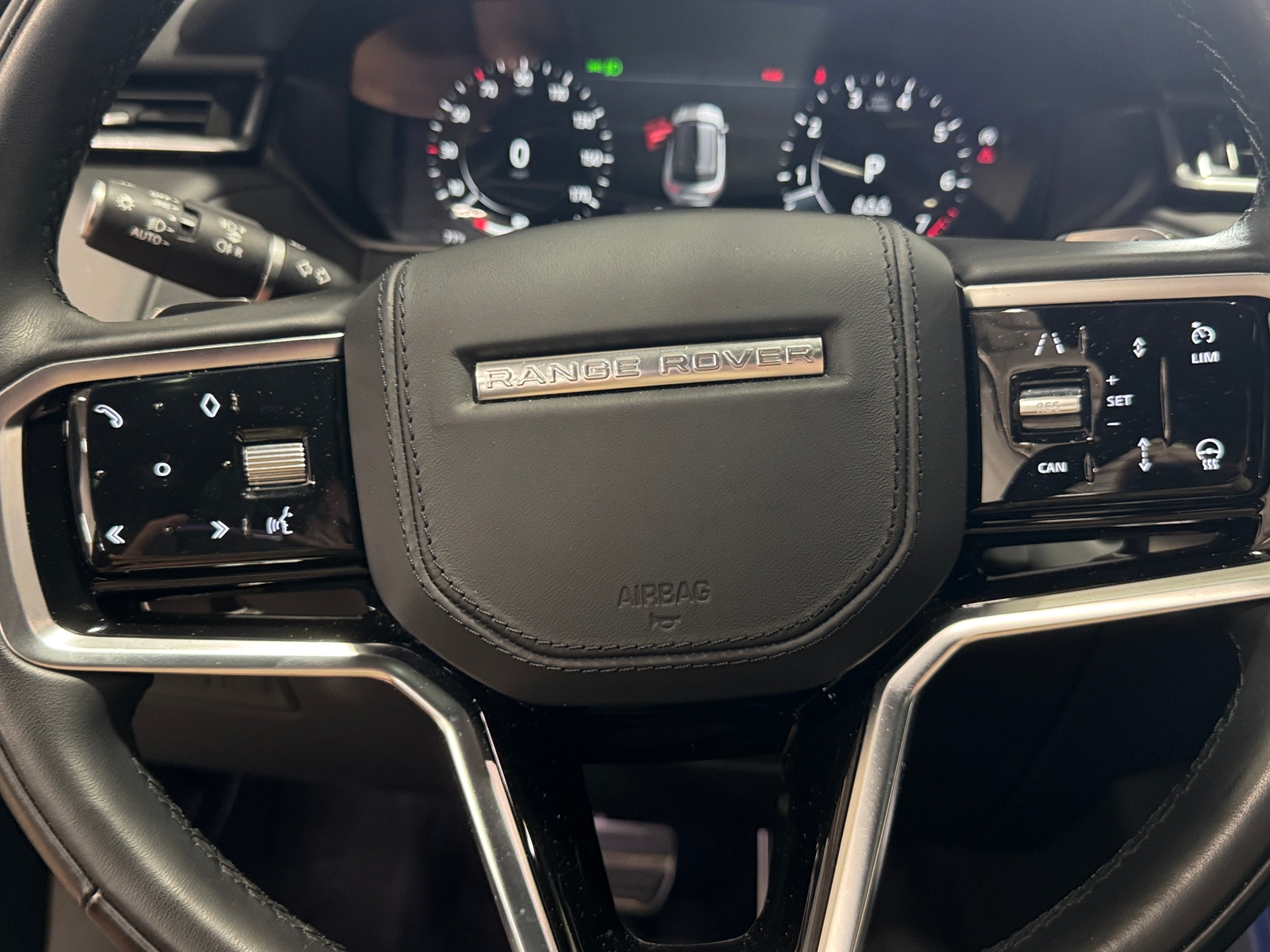 Thumbnail: 2023 Land Rover Range Rover Velar - 4