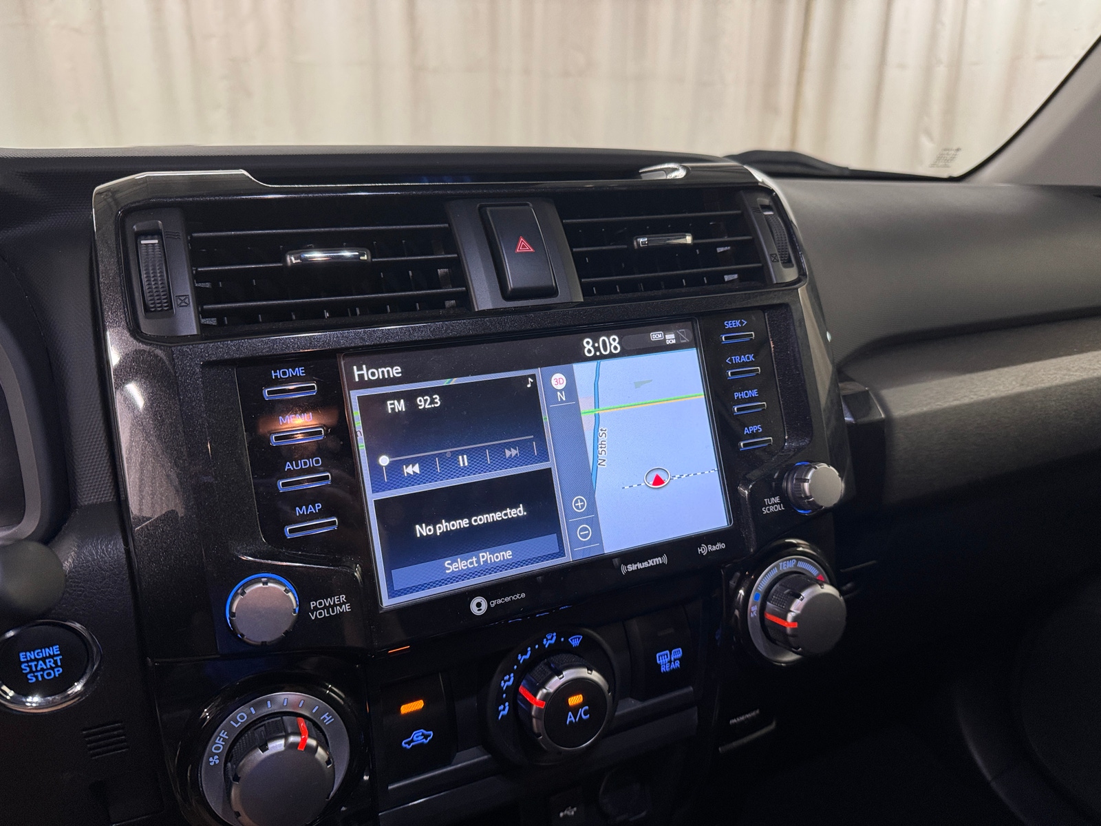 Thumbnail: 2020 Toyota 4Runner - 3