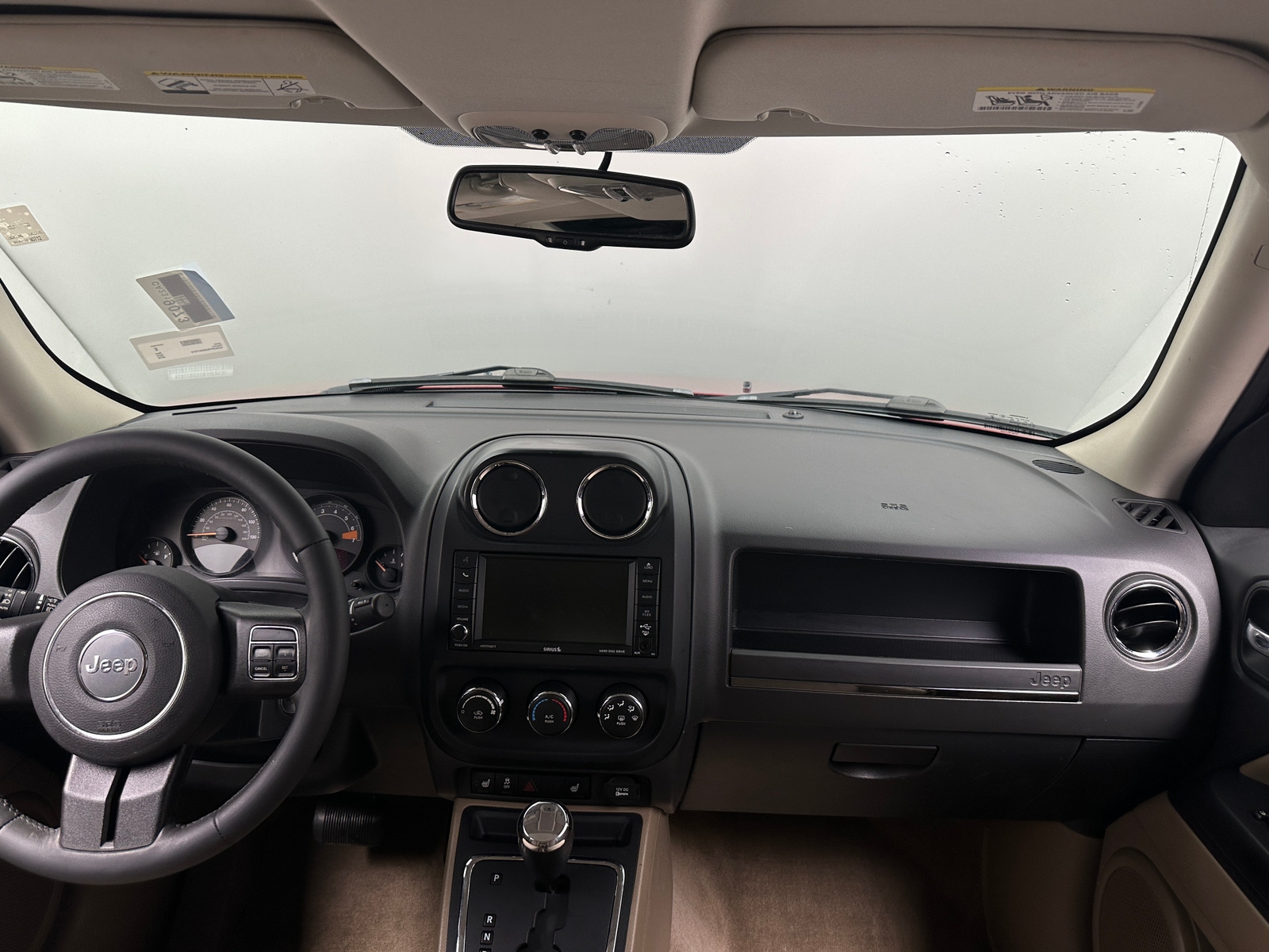 Thumbnail: 2016 Jeep Patriot - 3