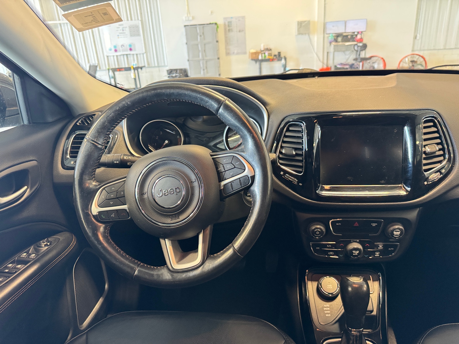 Thumbnail: 2020 Jeep Compass - 4
