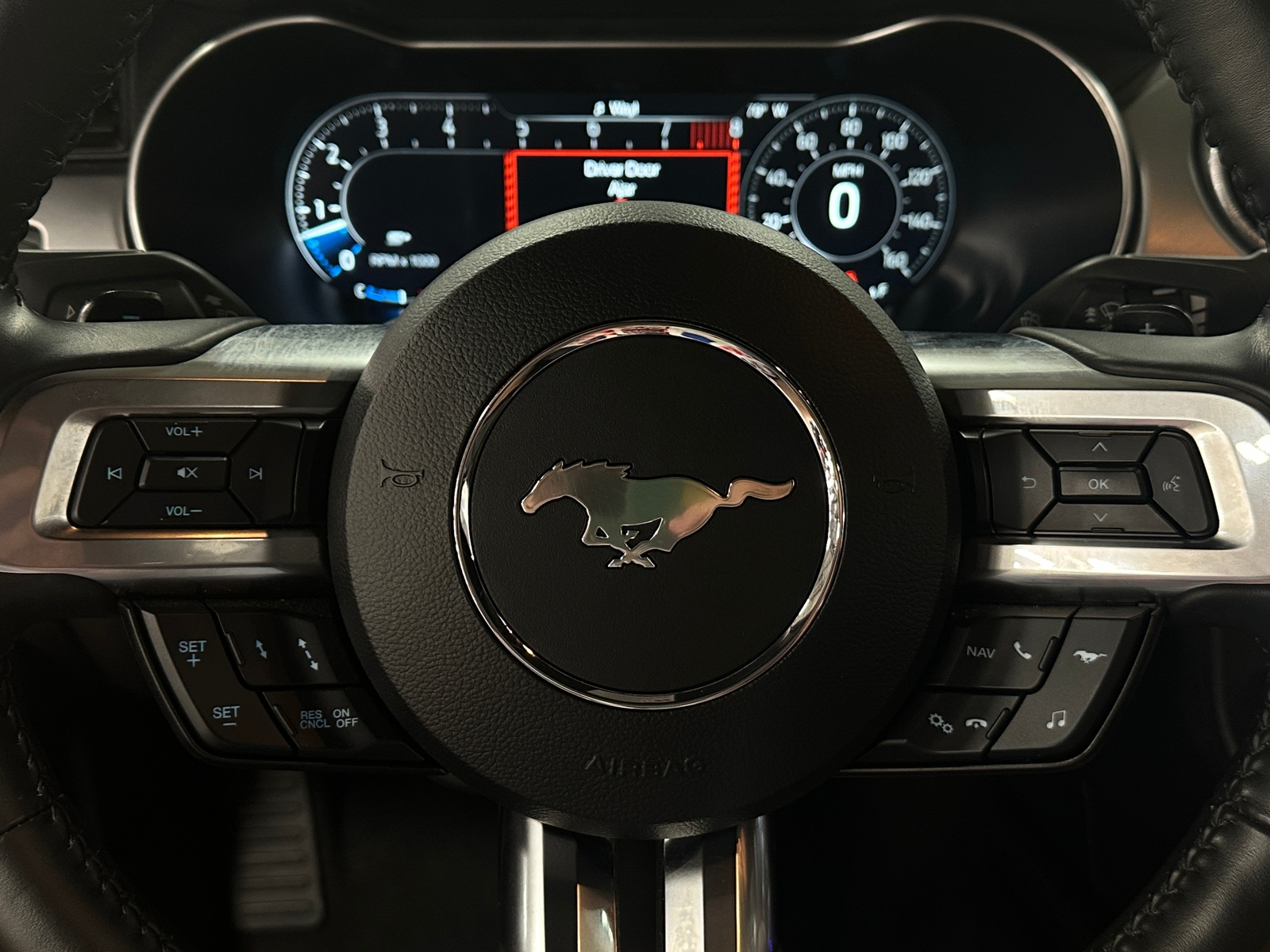 Thumbnail: 2022 Ford Mustang - 4