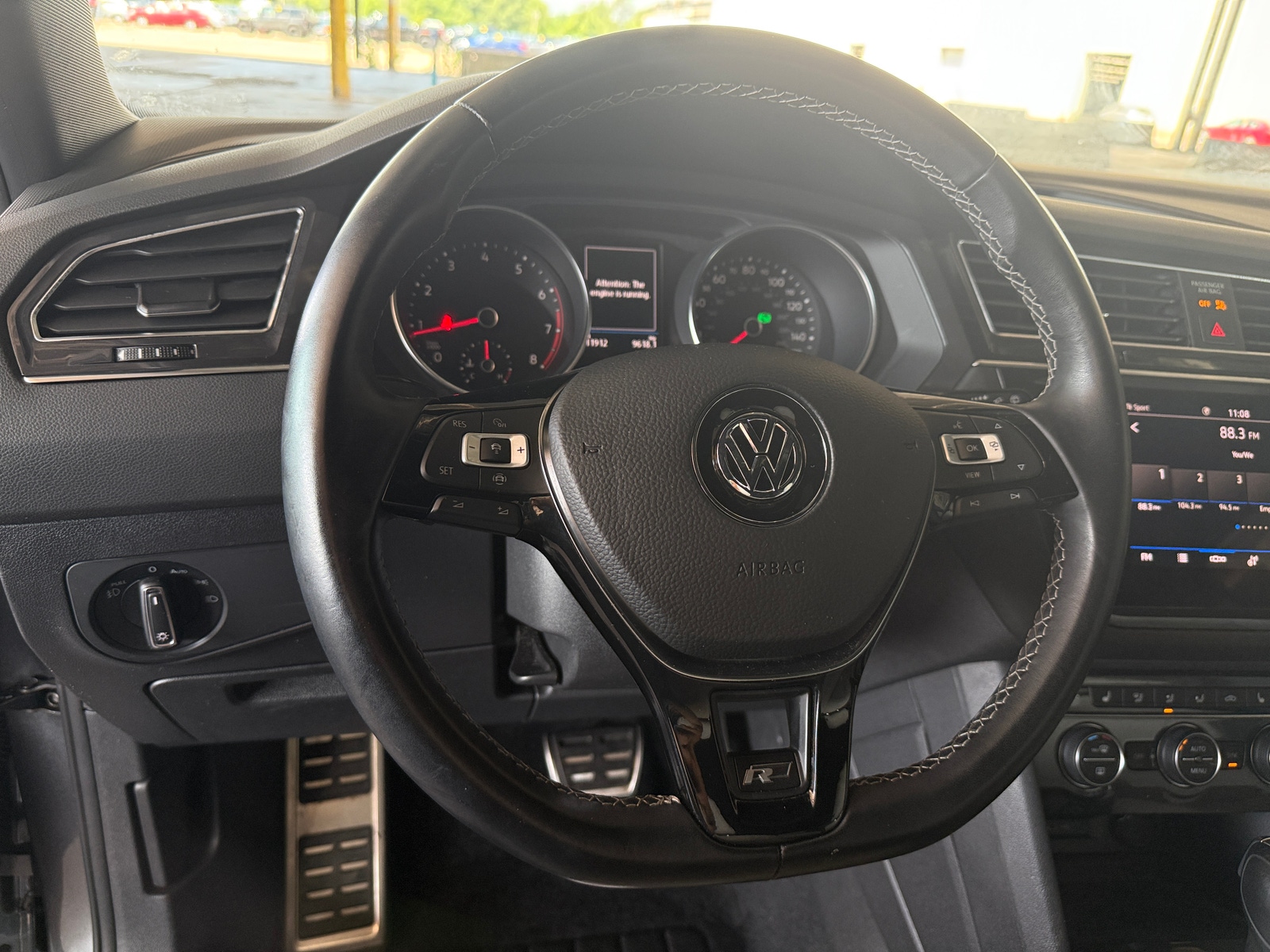 Thumbnail: 2021 Volkswagen Tiguan - 4