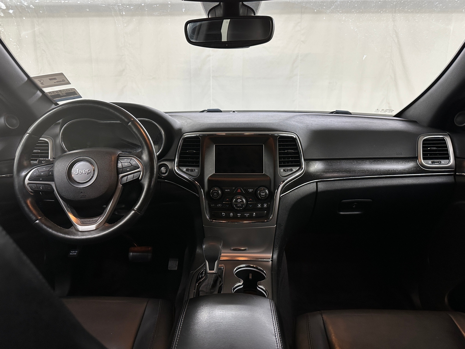 Thumbnail: 2018 Jeep Grand Cherokee - 2