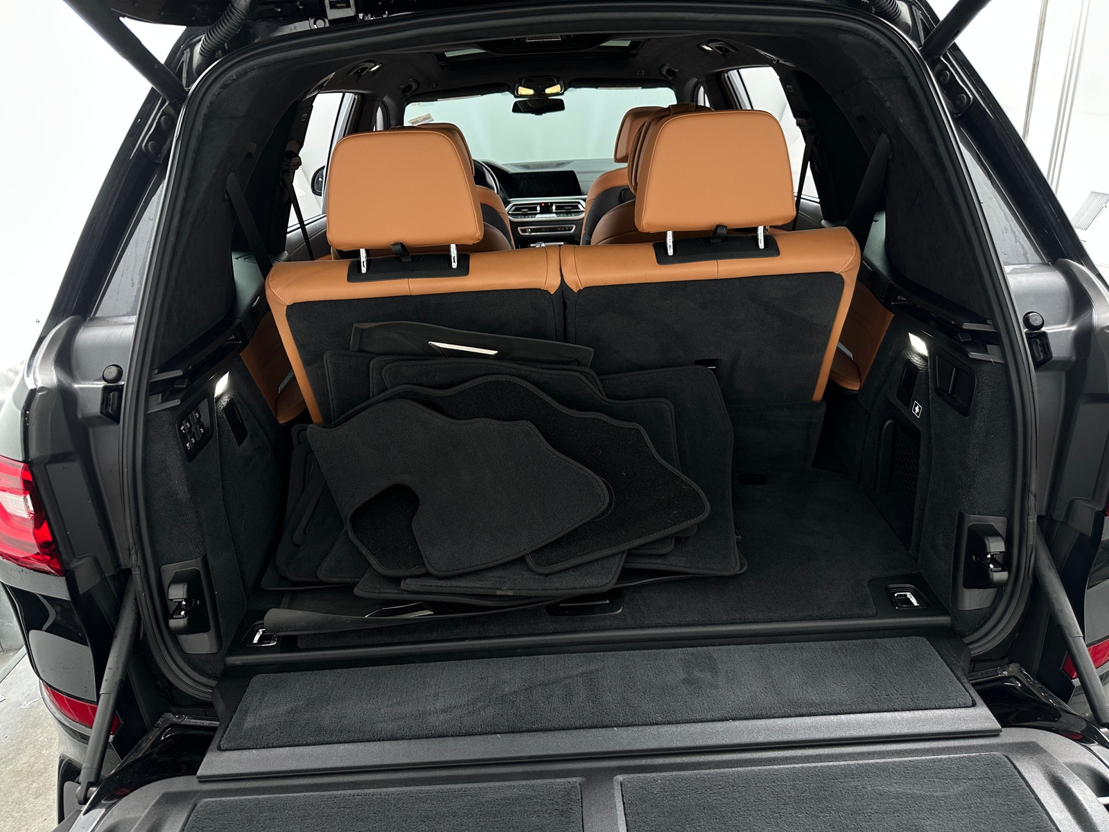 Thumbnail: 2019 BMW X7 - 6