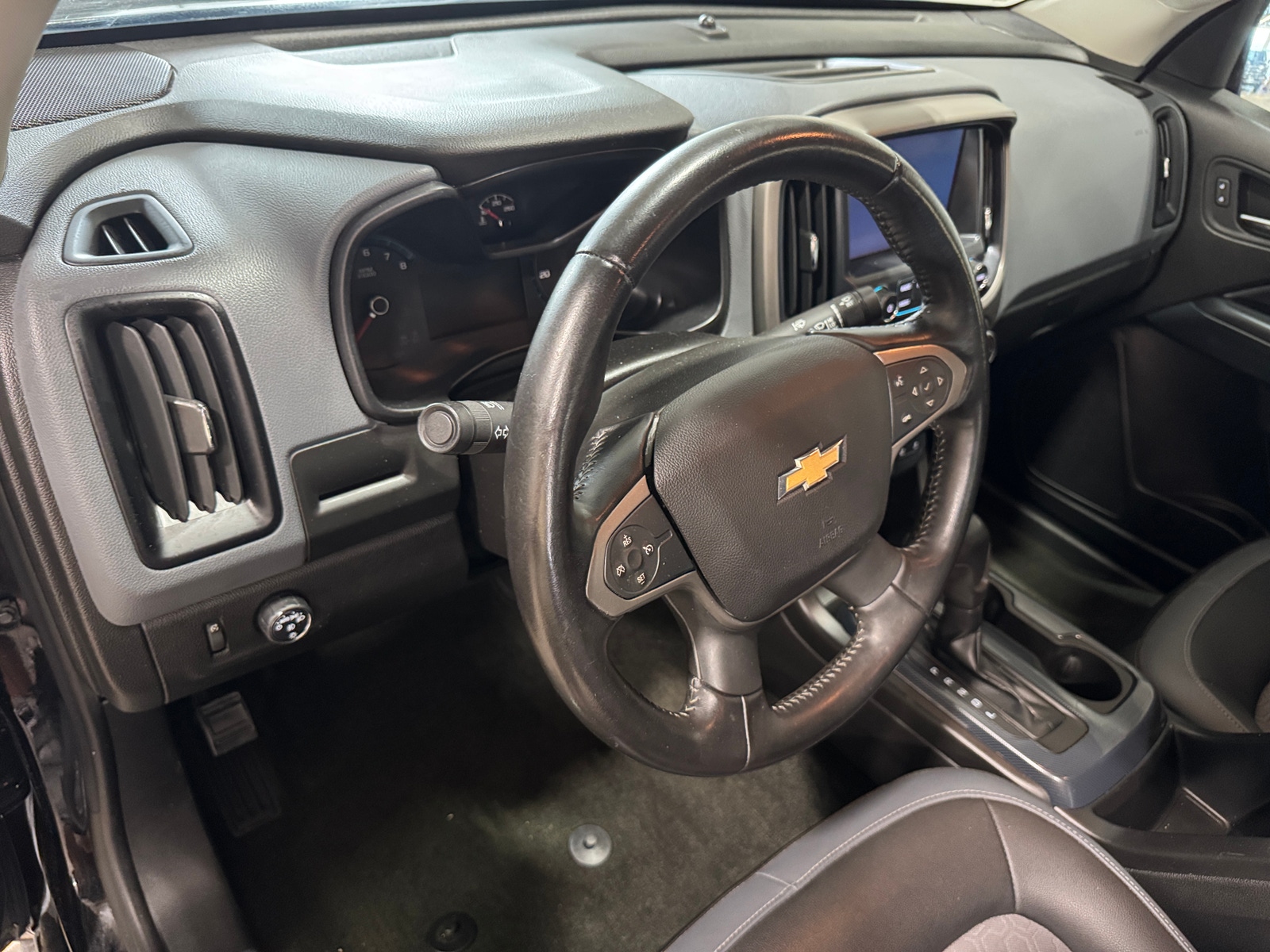 Thumbnail: 2017 Chevrolet Colorado - 2