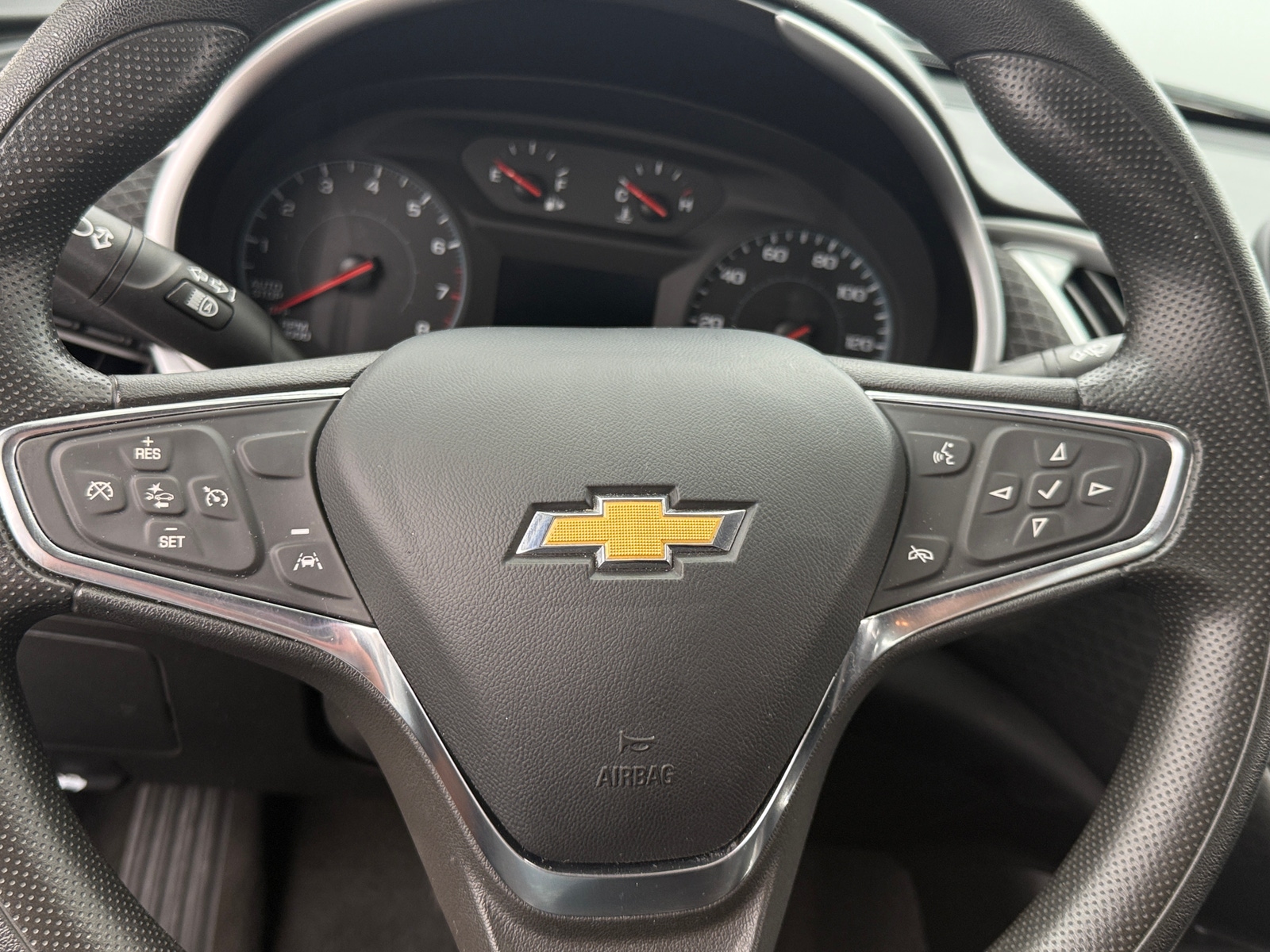Thumbnail: 2023 Chevrolet Malibu - 5