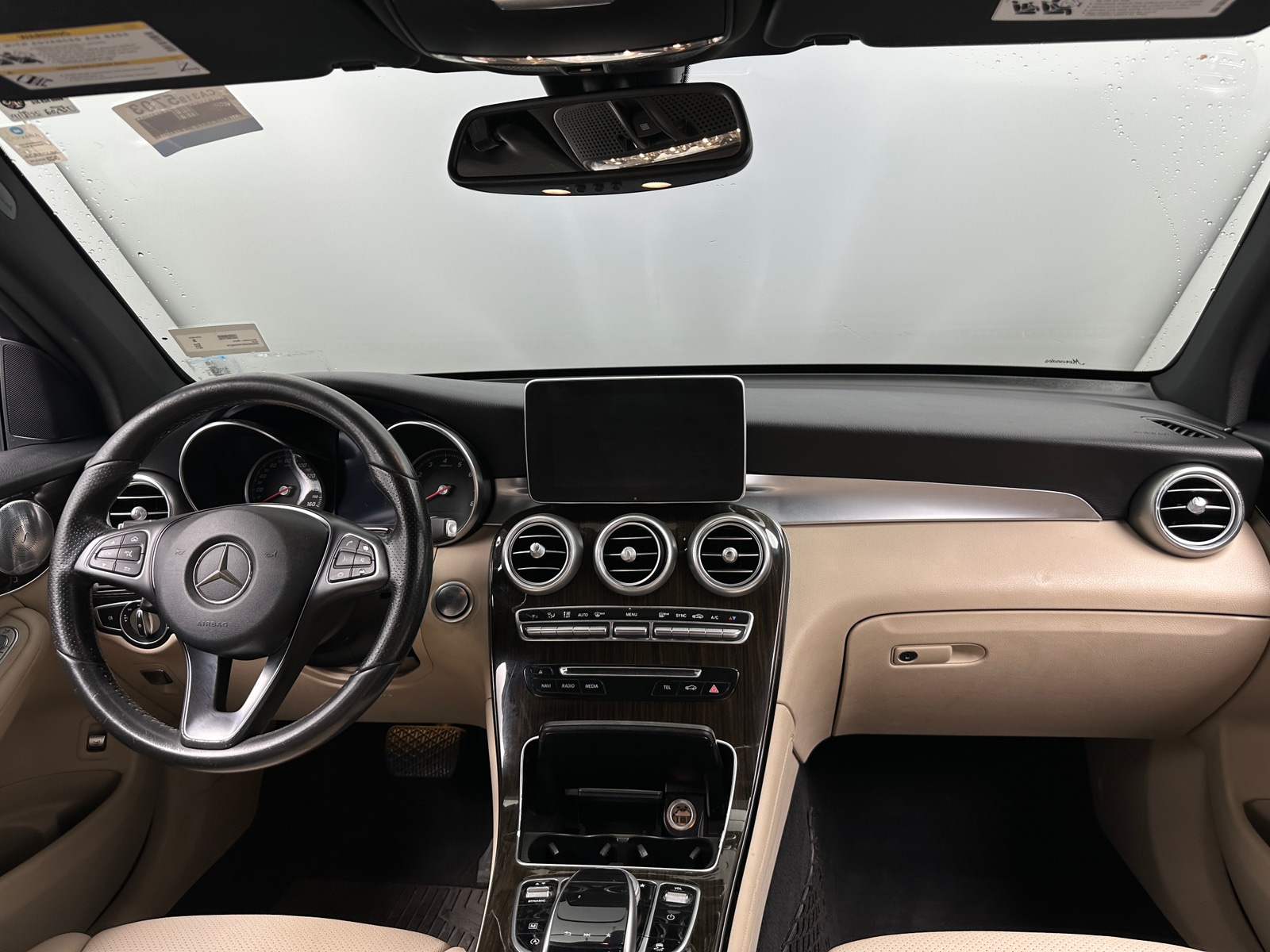 Thumbnail: 2017 Mercedes-Benz GLC - 2