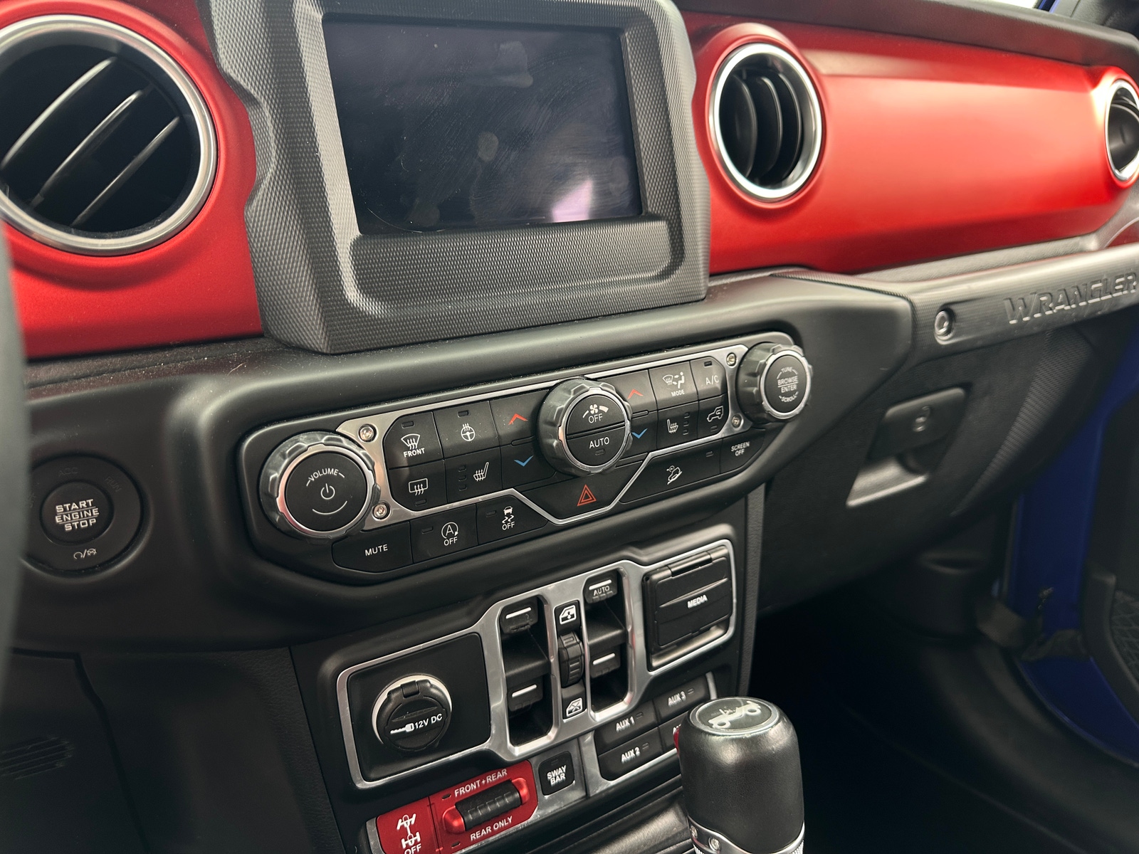 Thumbnail: 2018 Jeep Wrangler - 3
