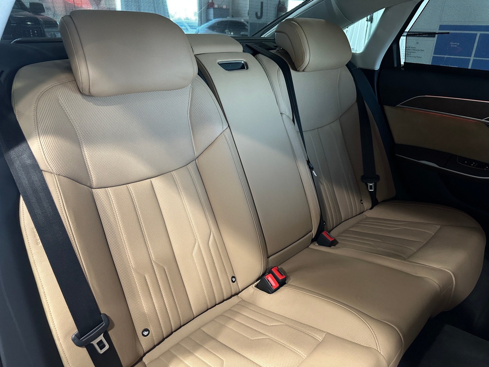 Thumbnail: 2021 Audi A8 - 5
