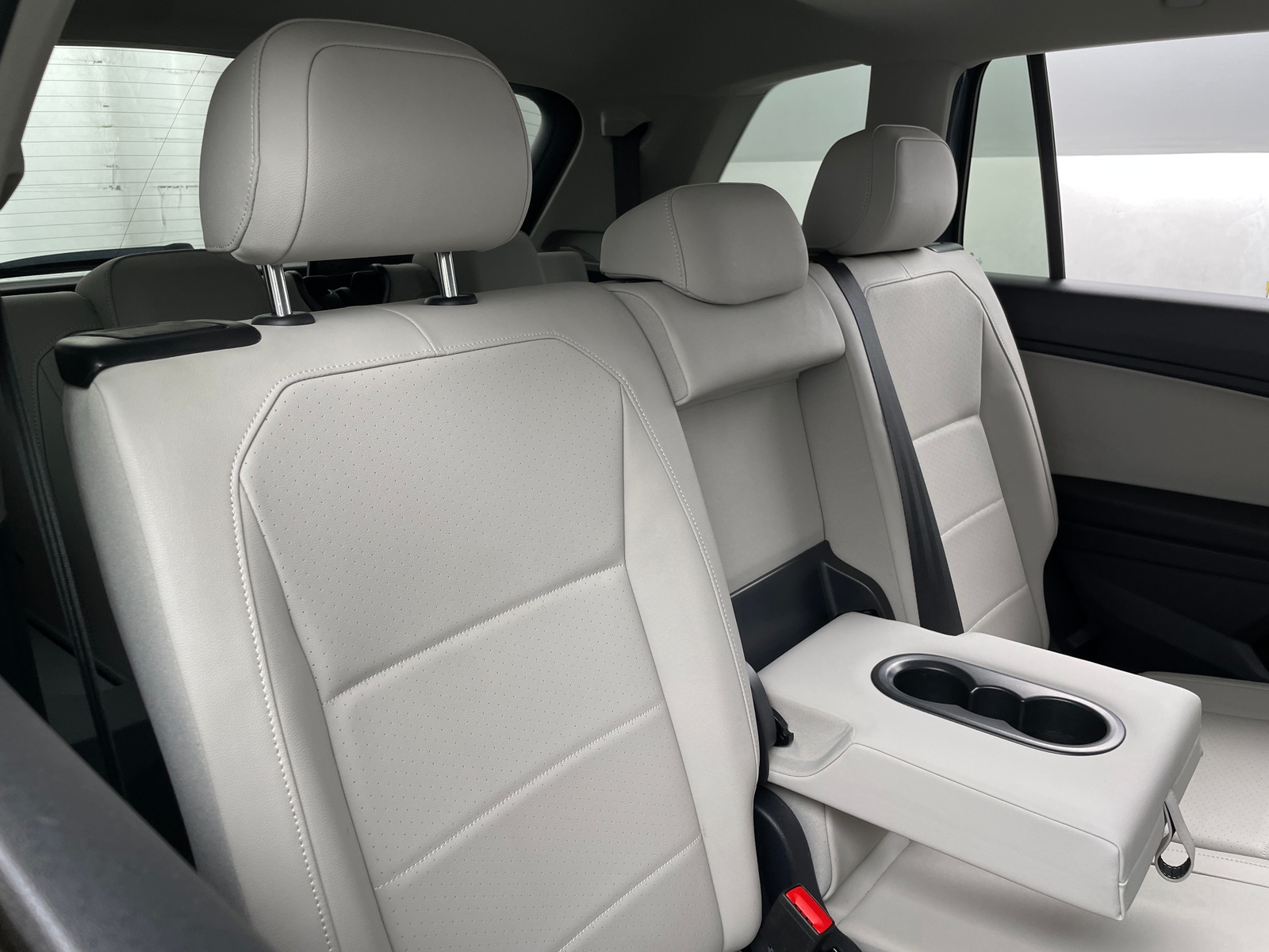 Thumbnail: 2020 Volkswagen Tiguan - 5