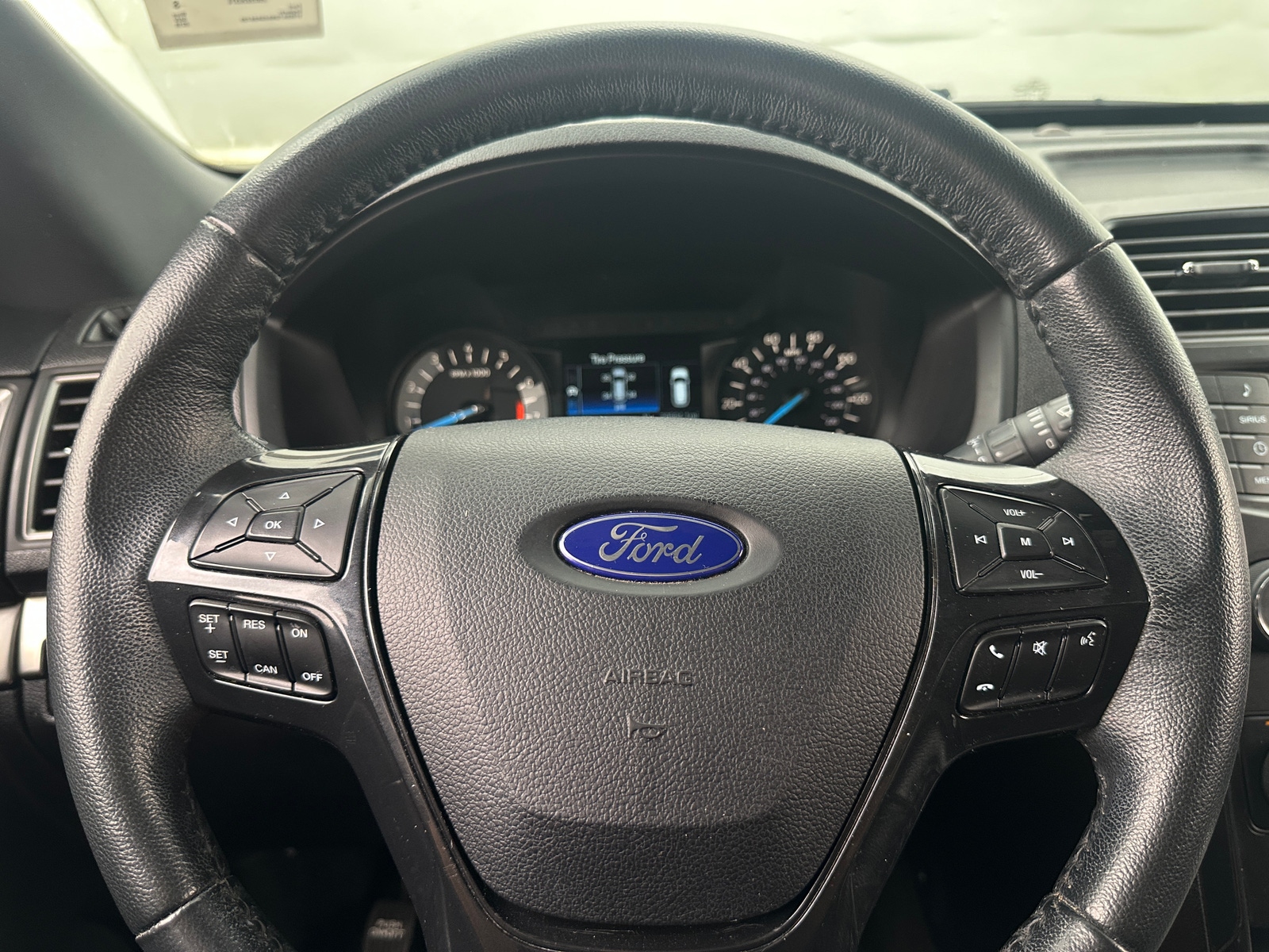 Thumbnail: 2018 Ford Explorer - 5