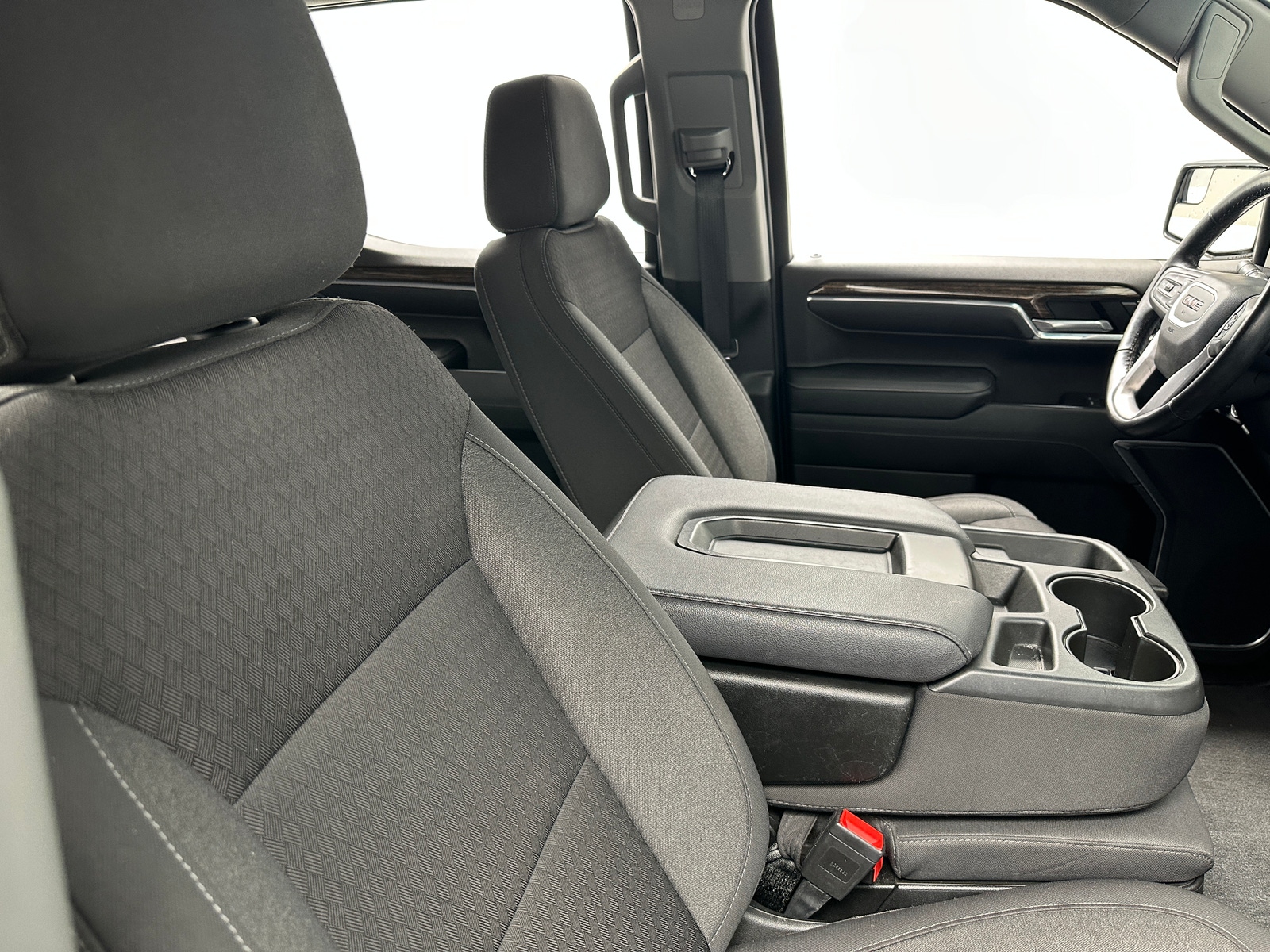 Thumbnail: 2022 GMC Sierra 1500 - 2