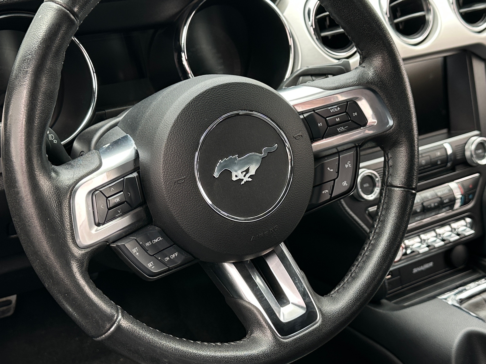 Thumbnail: 2017 Ford Mustang - 3