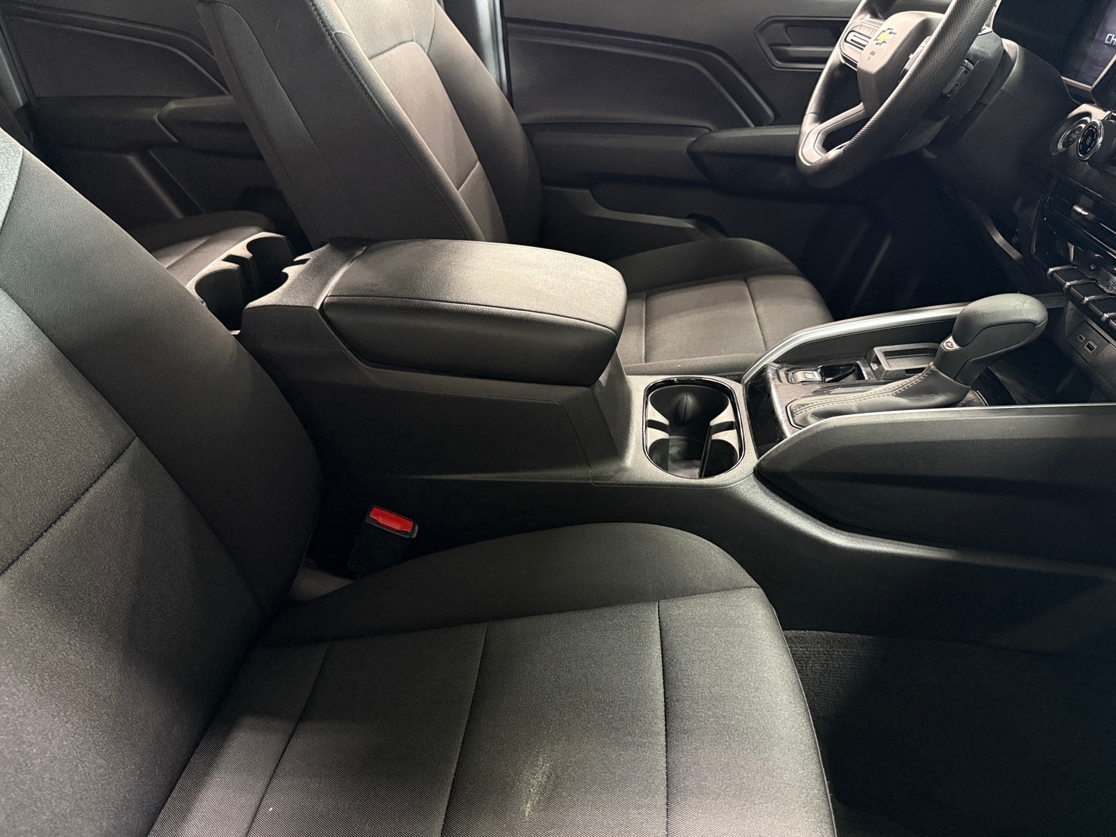 Thumbnail: 2023 Chevrolet Colorado - 2