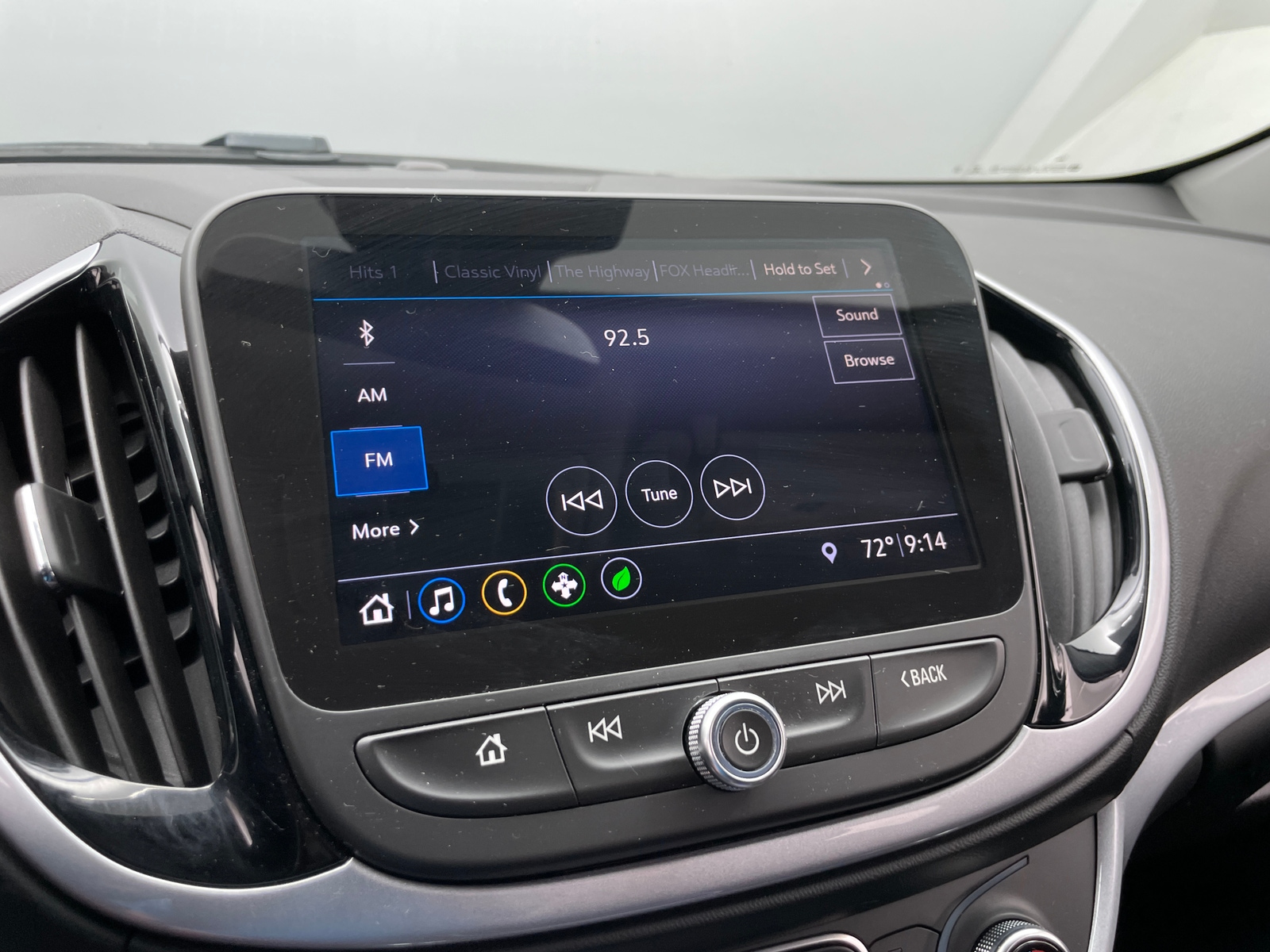 Thumbnail: 2019 Chevrolet Volt - 4