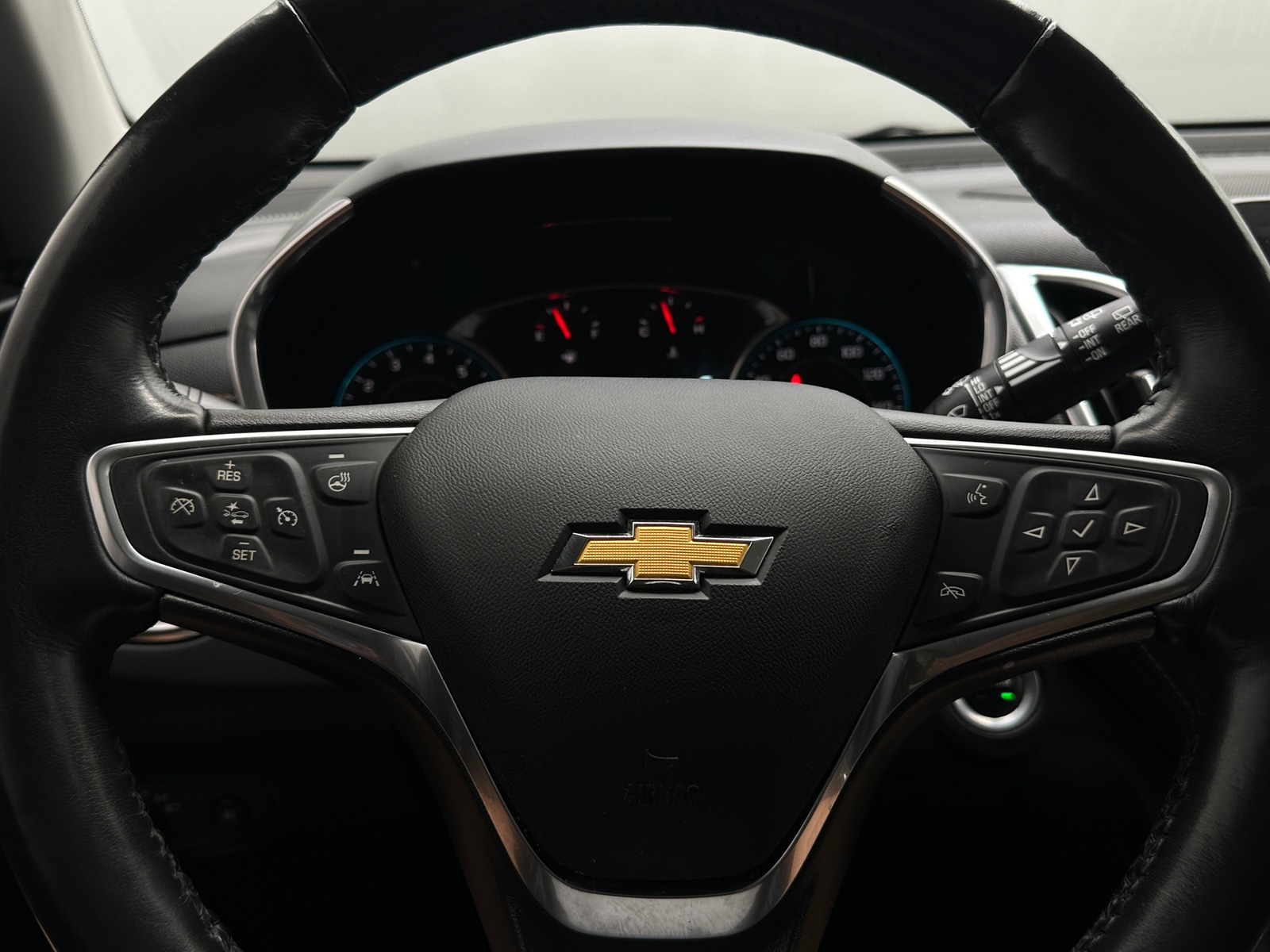 Thumbnail: 2018 Chevrolet Equinox - 4