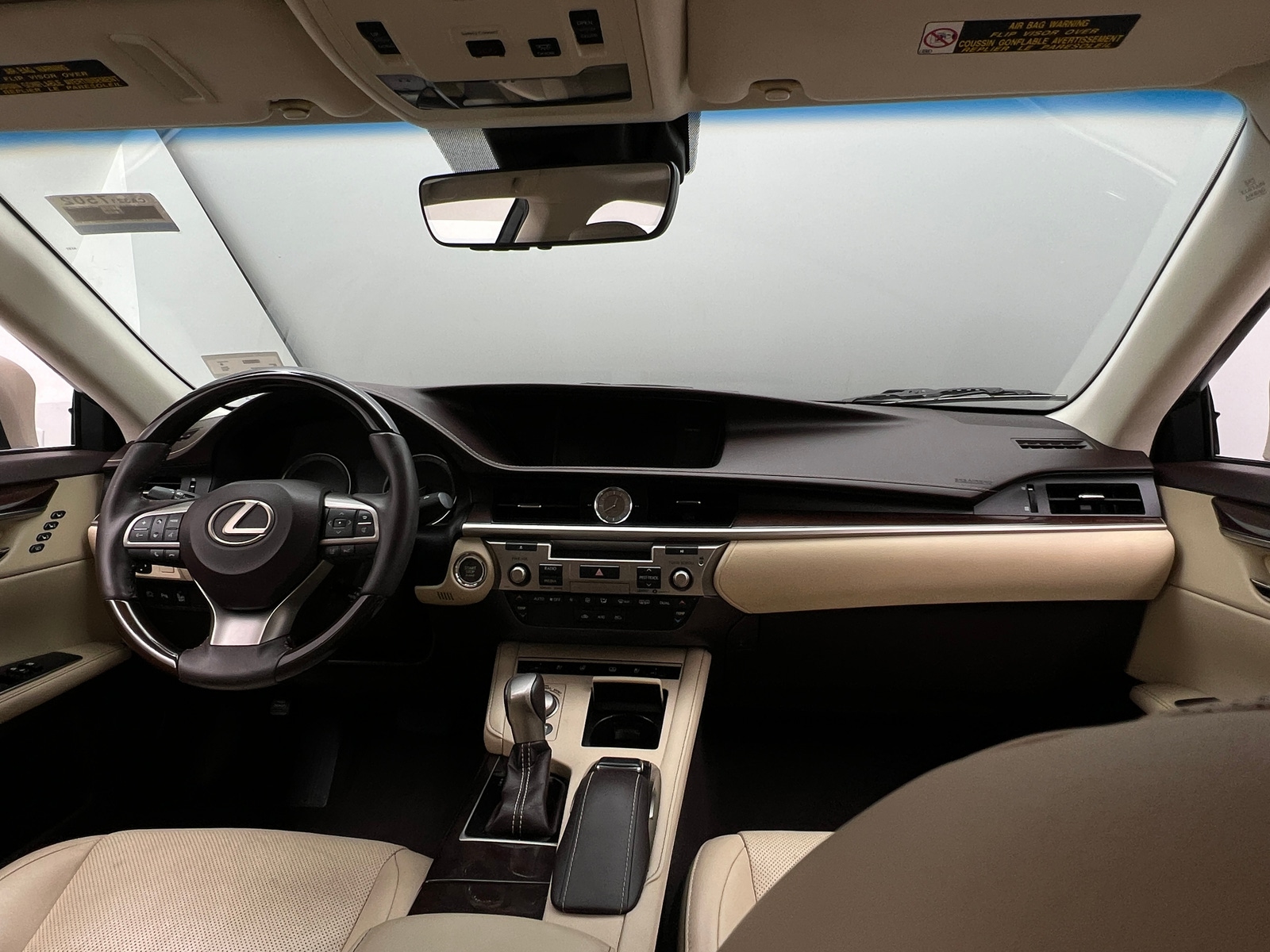 Thumbnail: 2018 Lexus ES - 2