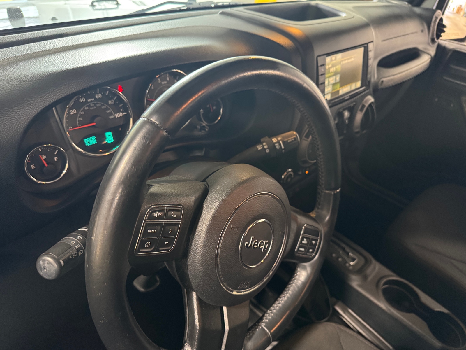 Thumbnail: 2015 Jeep Wrangler - 3