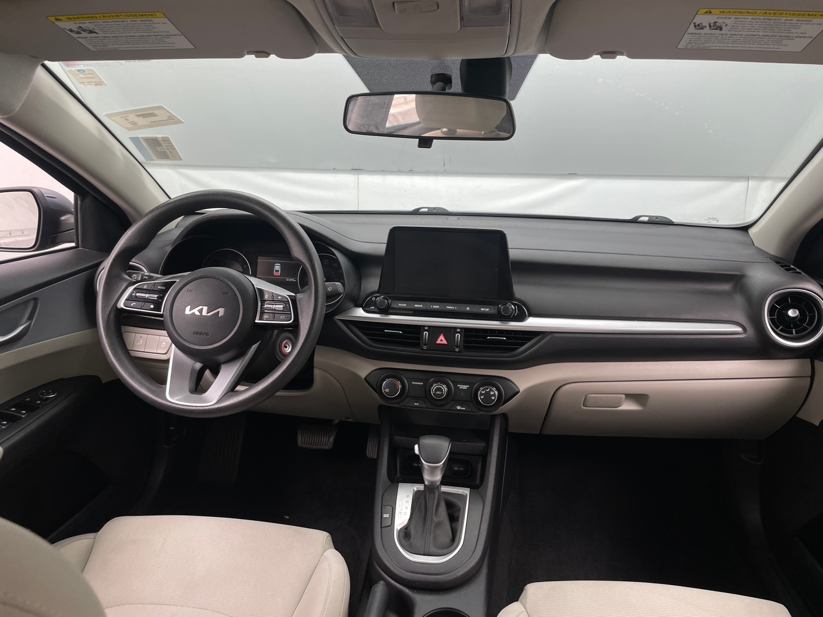 Thumbnail: 2022 Kia Forte - 3