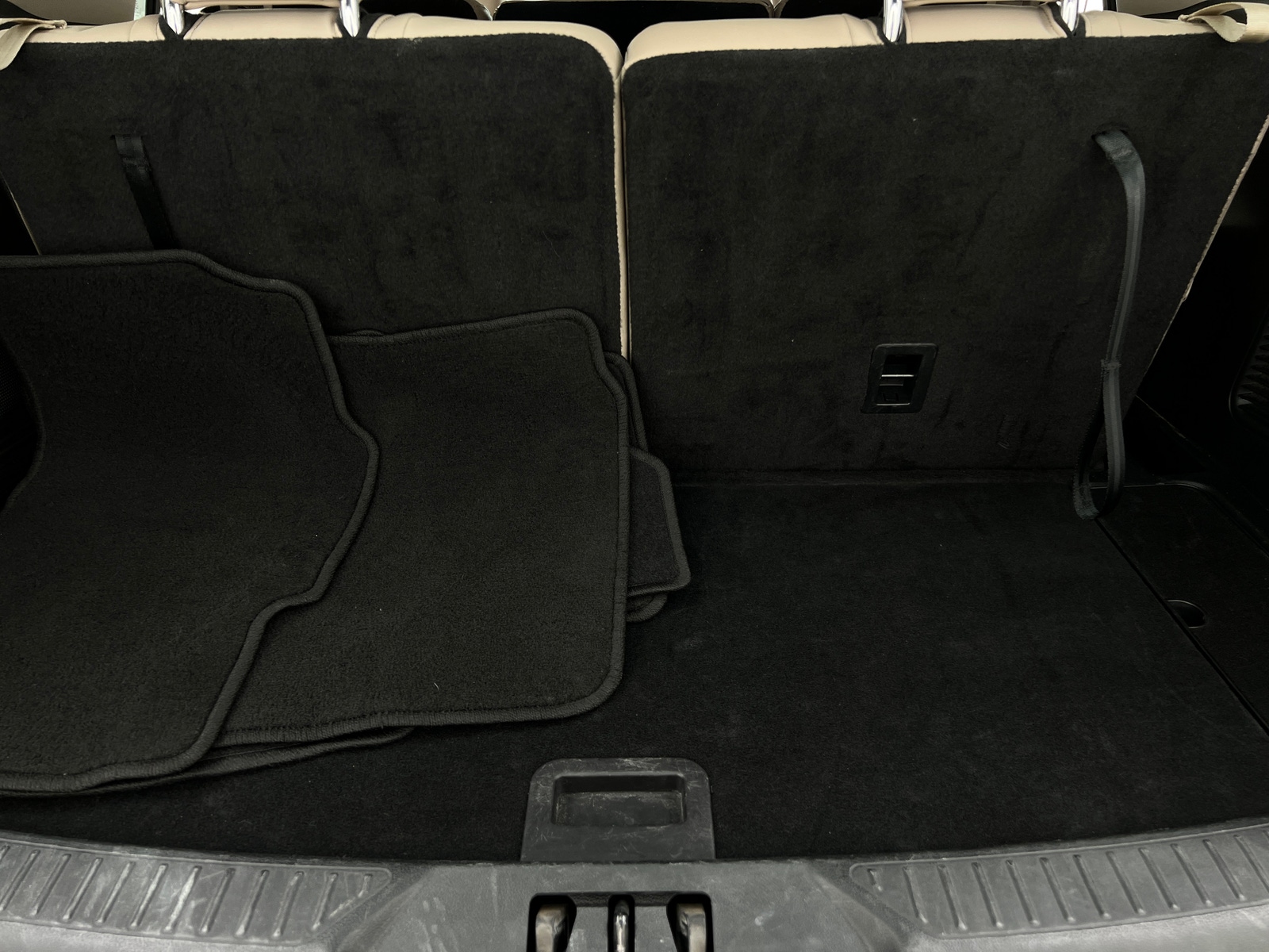 Thumbnail: 2024 Ford Explorer - 6