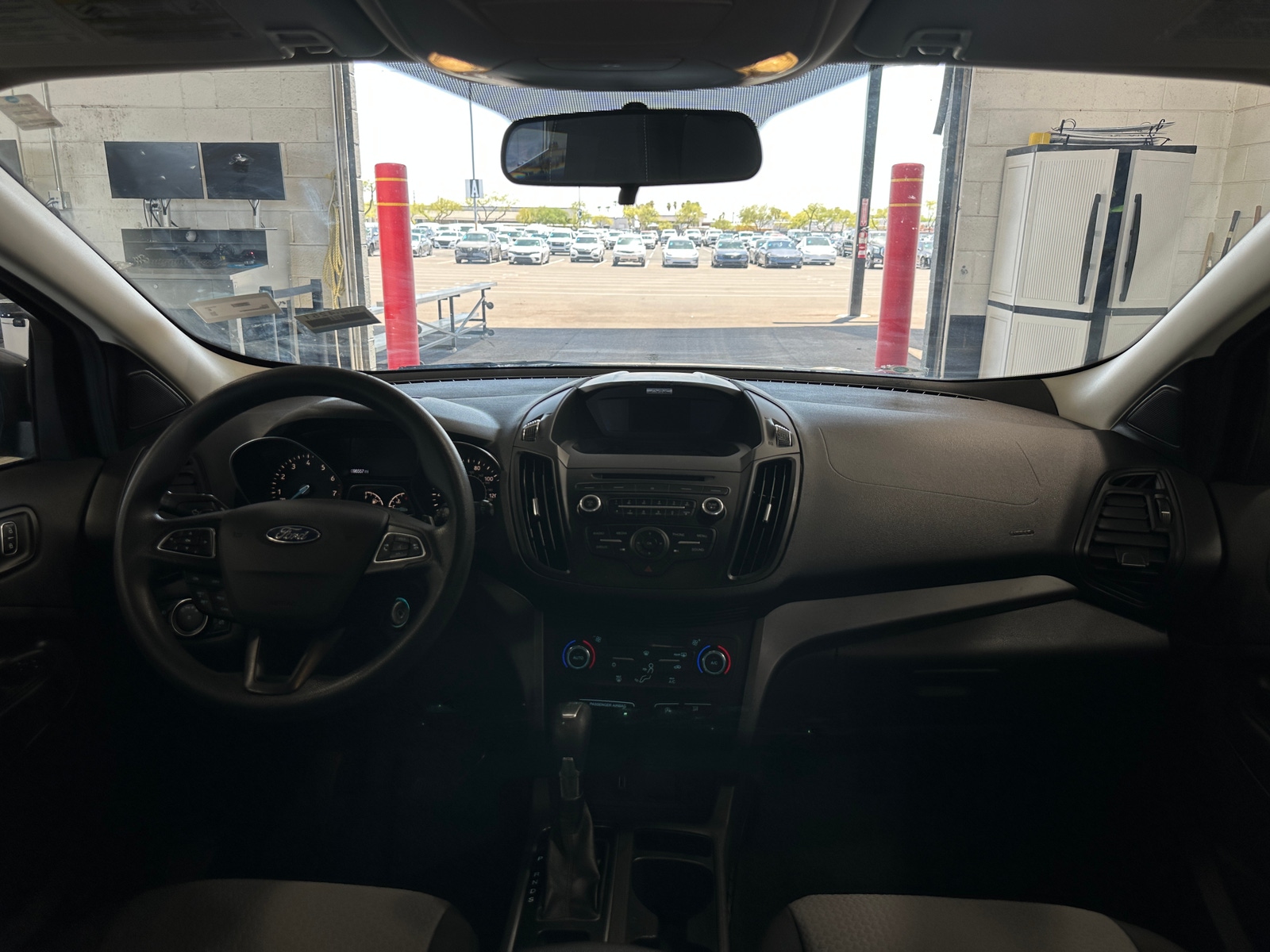 Thumbnail: 2017 Ford Escape - 3