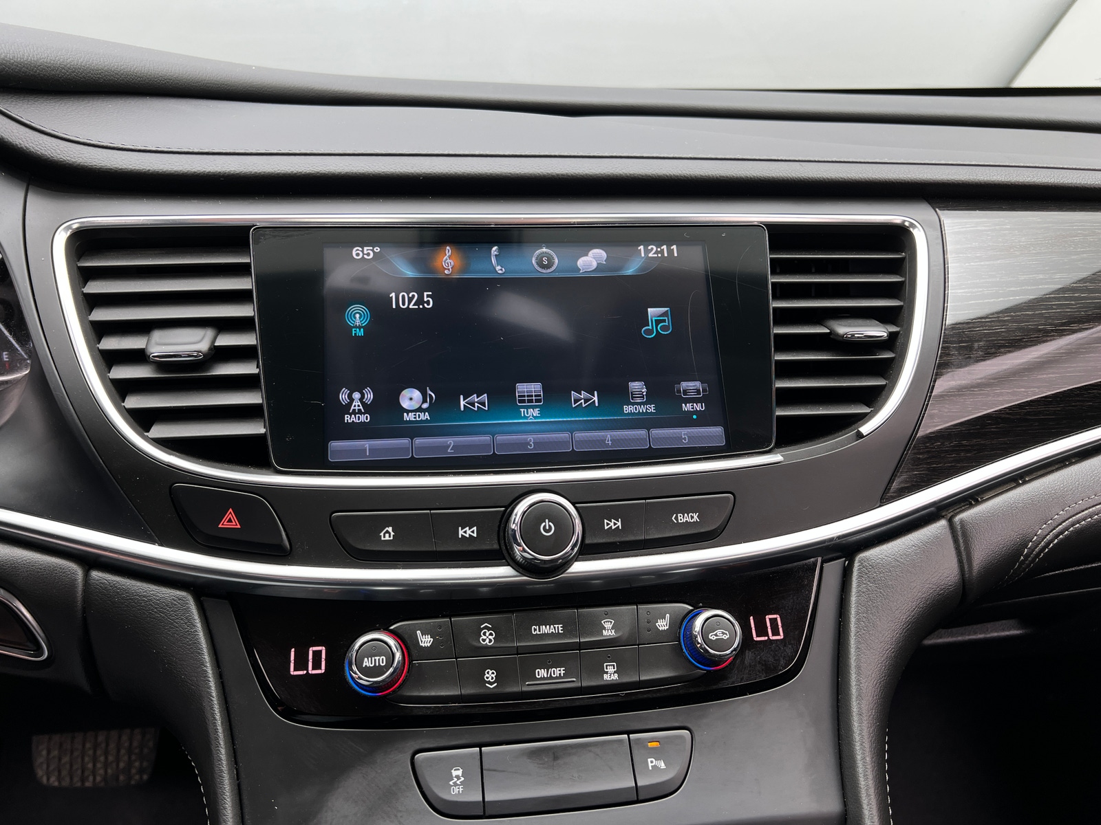 Thumbnail: 2017 Buick LaCrosse - 3