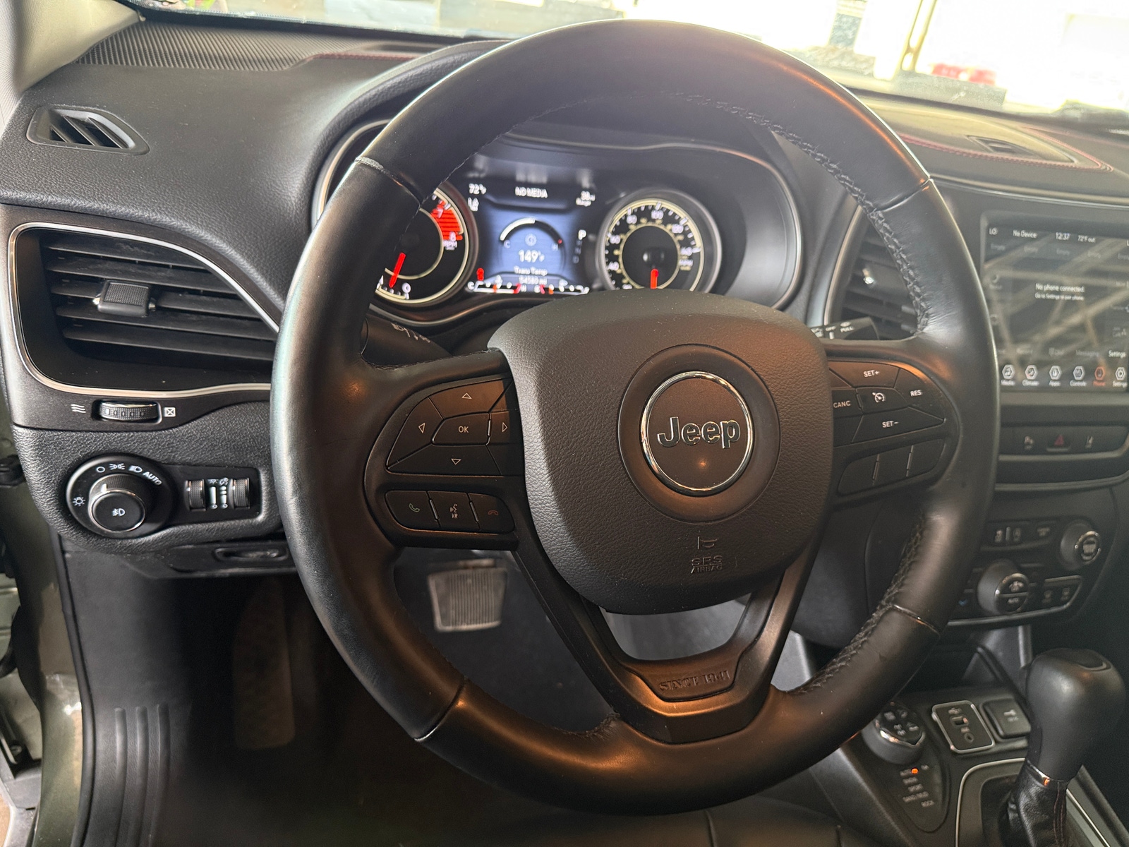 Thumbnail: 2021 Jeep Cherokee - 5