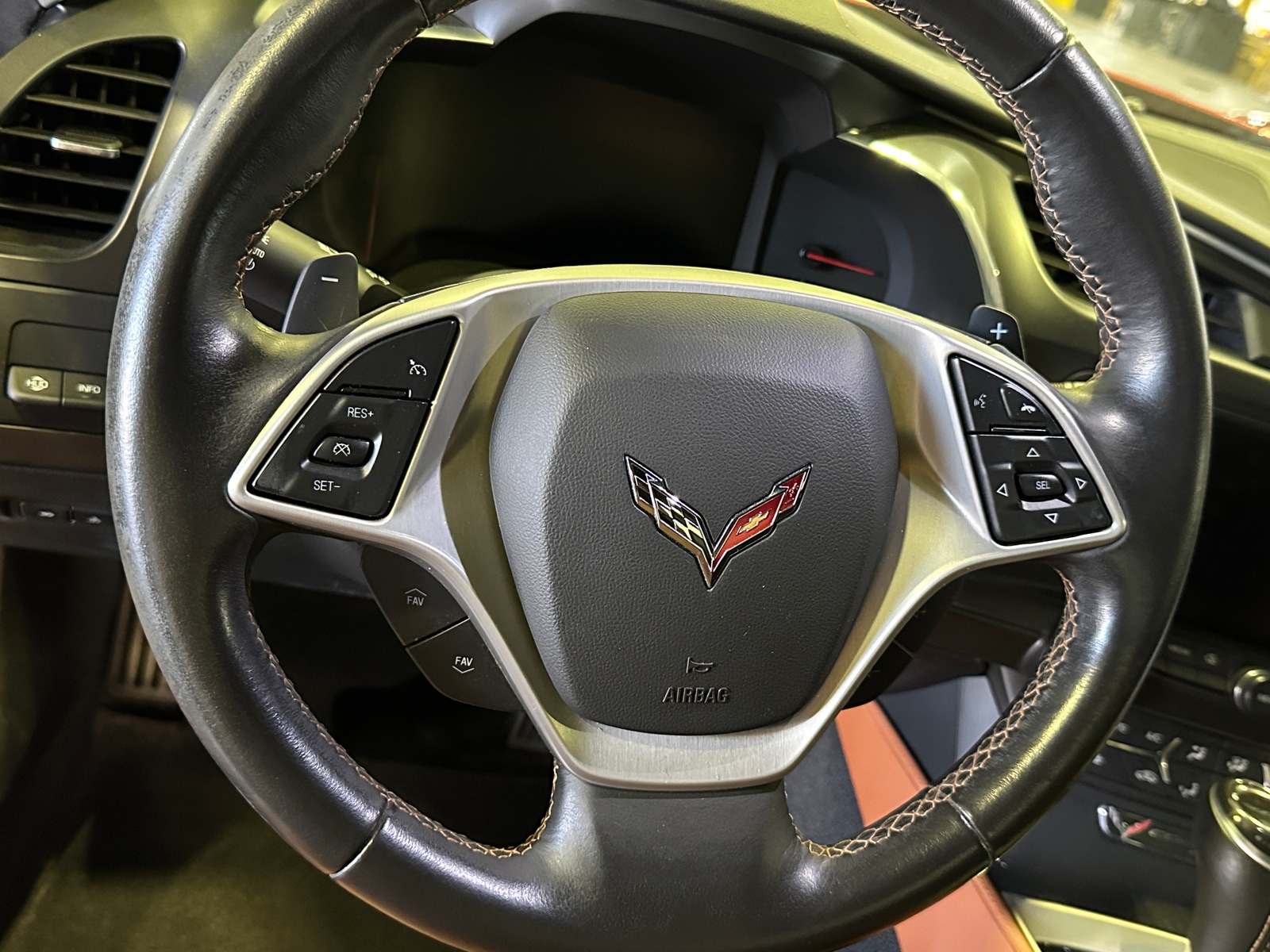 Thumbnail: 2015 Chevrolet Corvette - 3