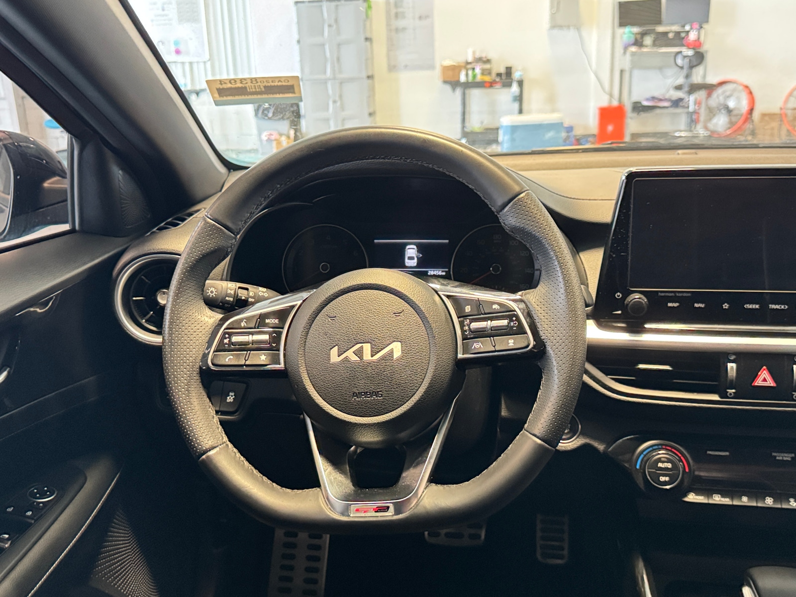 Thumbnail: 2024 Kia Forte - 4