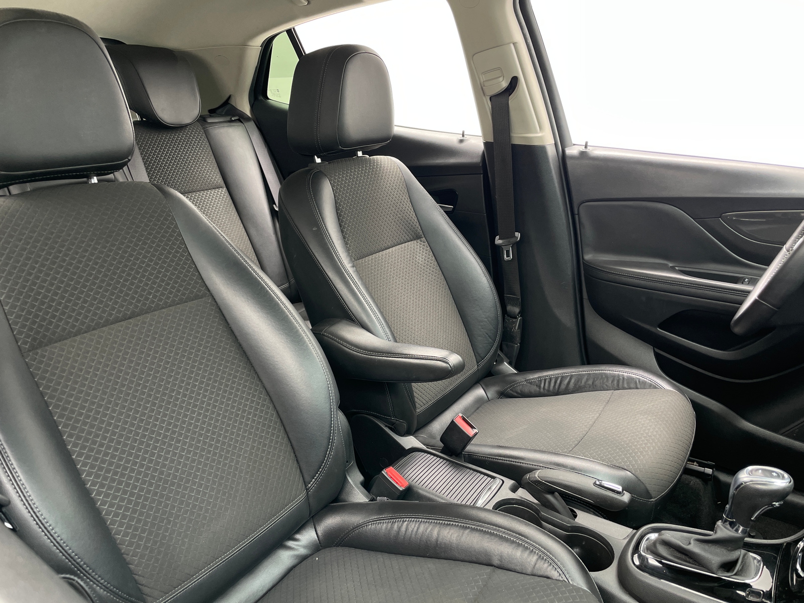 Thumbnail: 2017 Buick Encore - 2