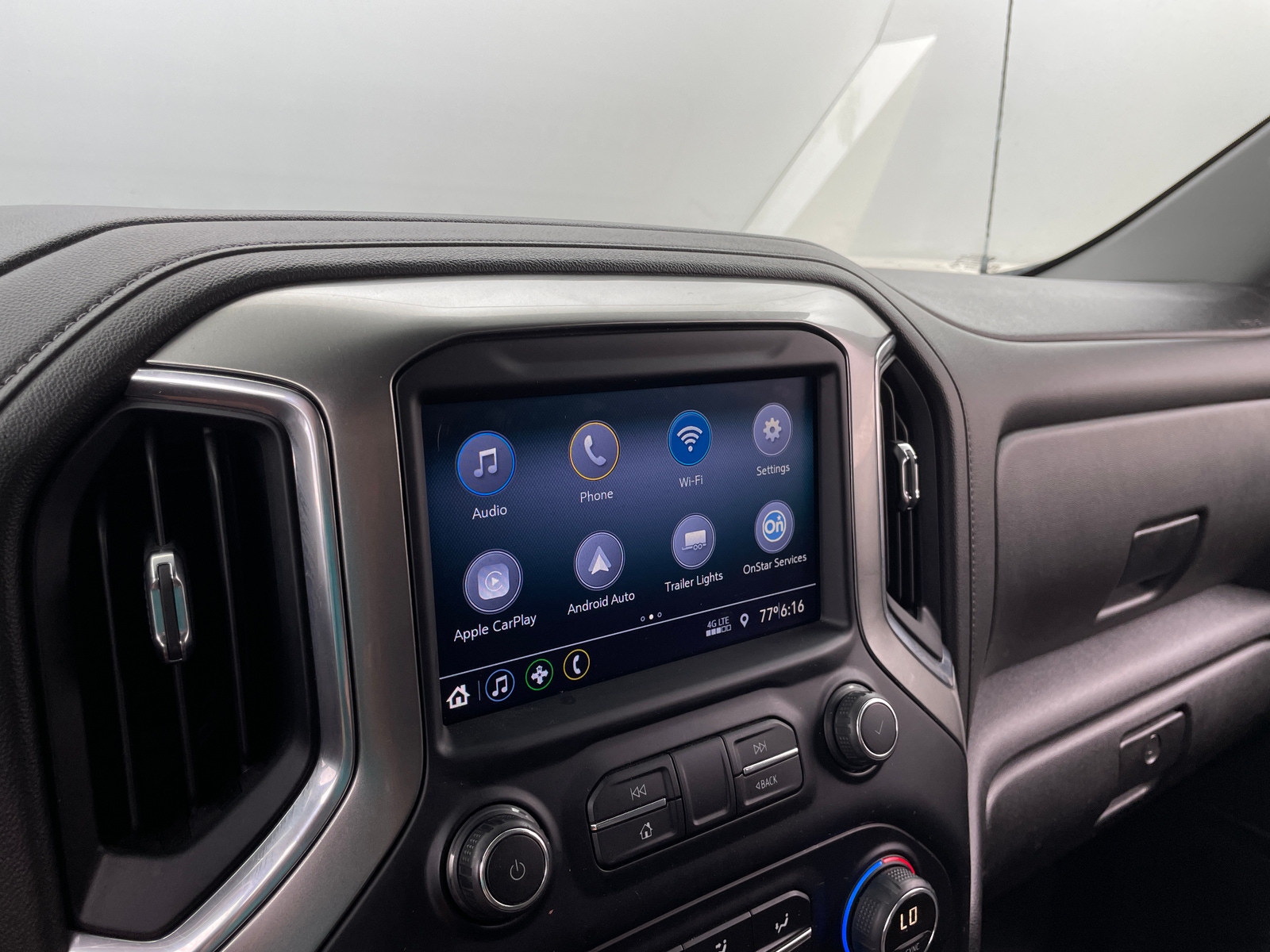 Thumbnail: 2020 Chevrolet Silverado 1500 - 4