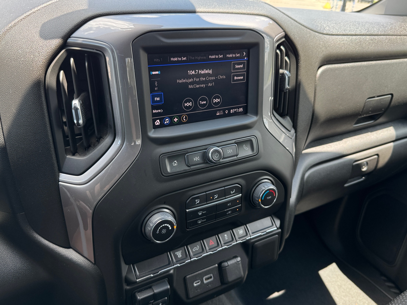 Thumbnail: 2022 Chevrolet Silverado 2500 - 4