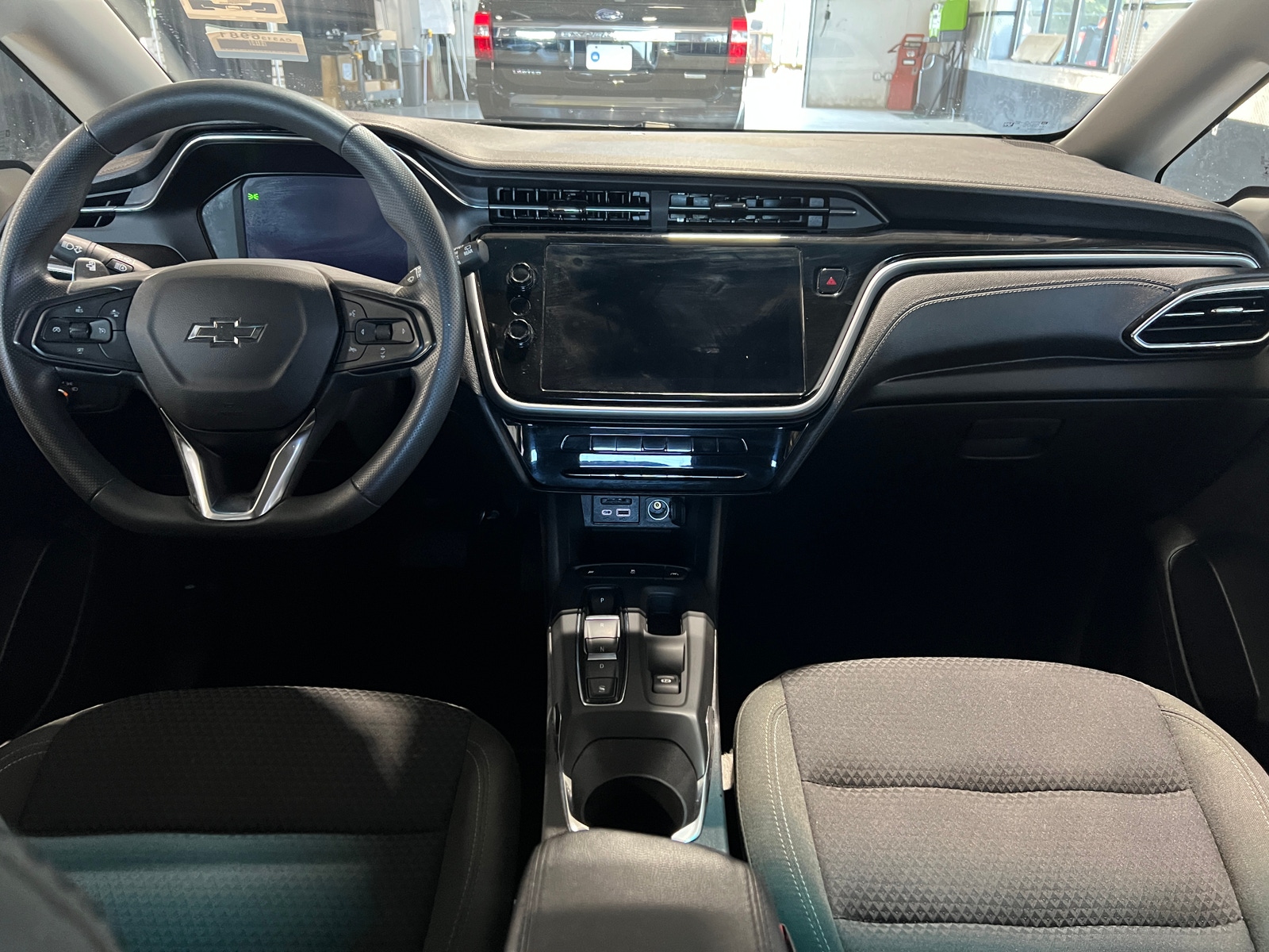 Thumbnail: 2023 Chevrolet Bolt EV - 3