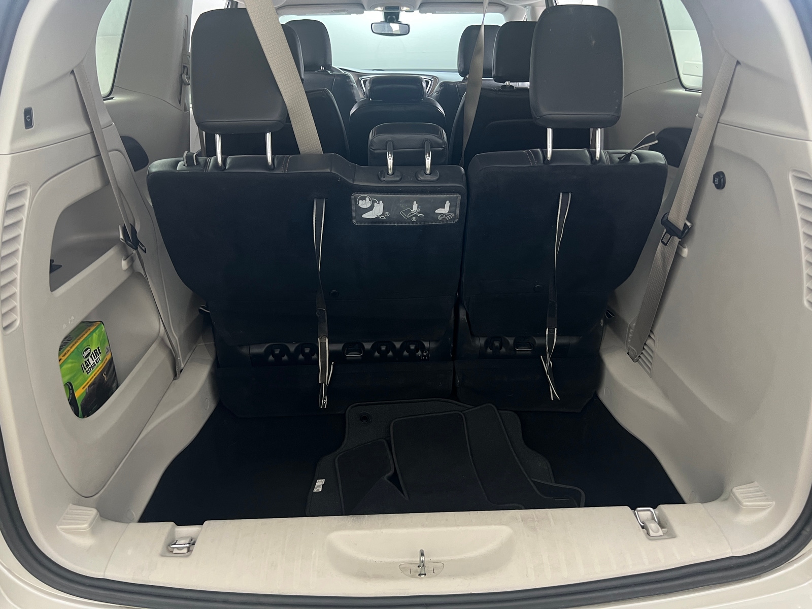 Thumbnail: 2017 Chrysler Pacifica - 7
