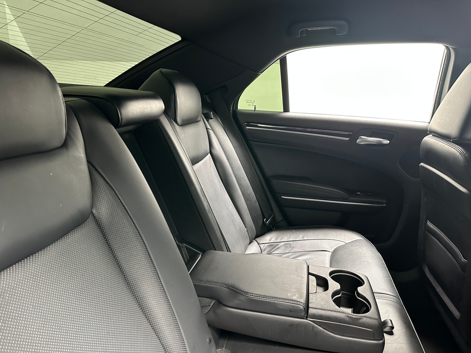 Thumbnail: 2014 Chrysler 300 - 5