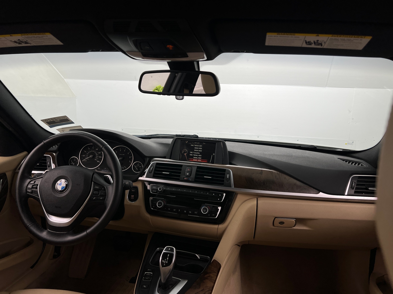 Thumbnail: 2016 BMW 3 Series - 2
