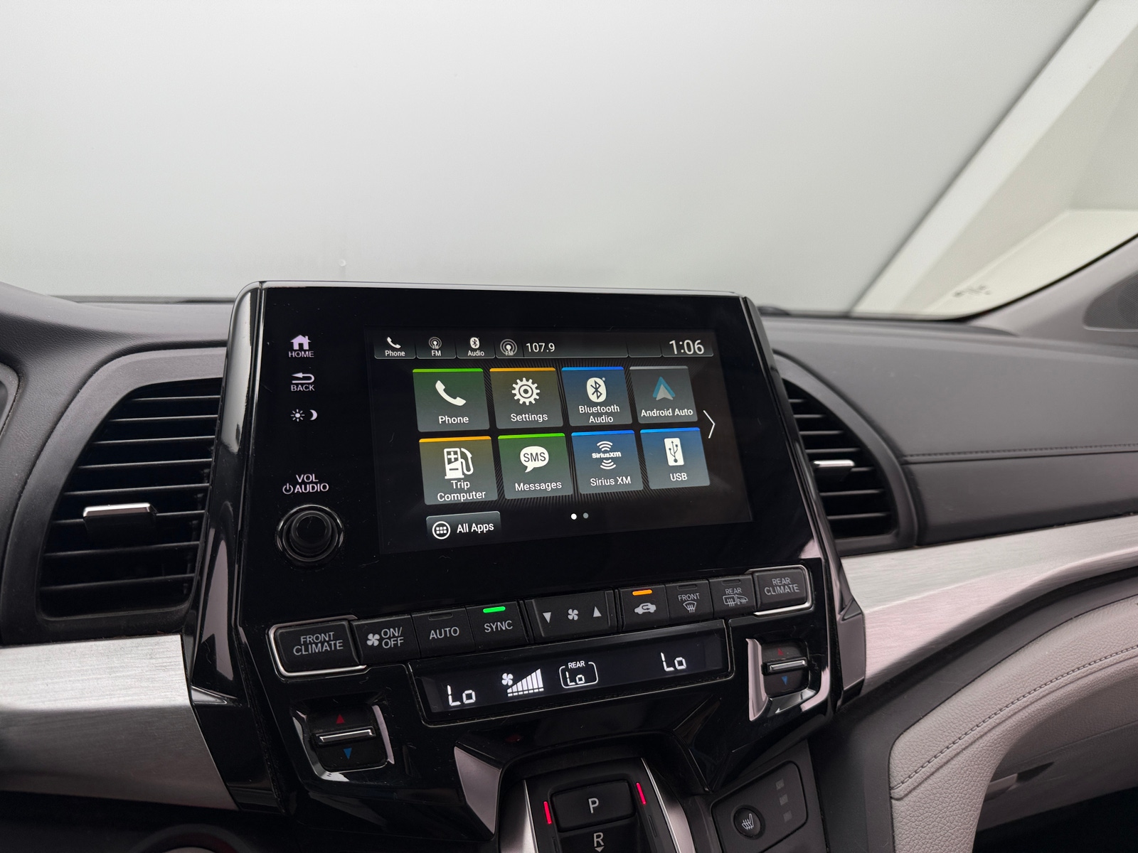 Thumbnail: 2022 Honda Odyssey - 3