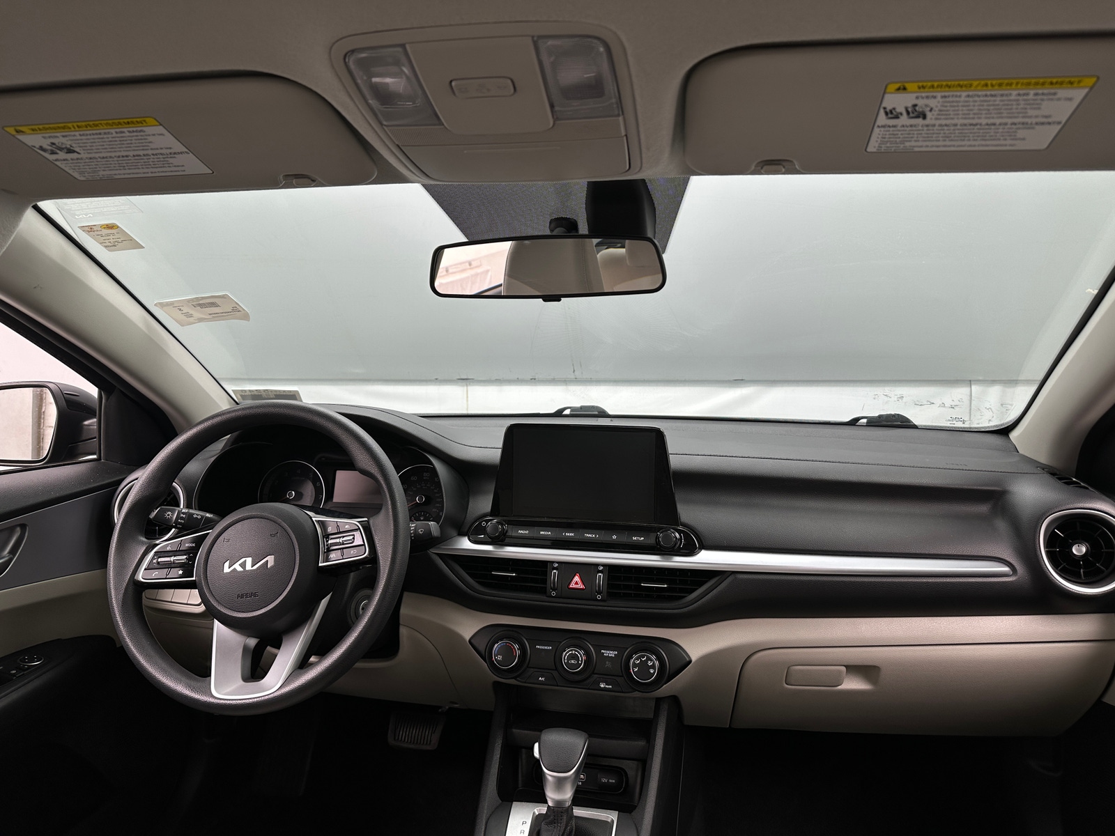 Thumbnail: 2022 Kia Forte - 3