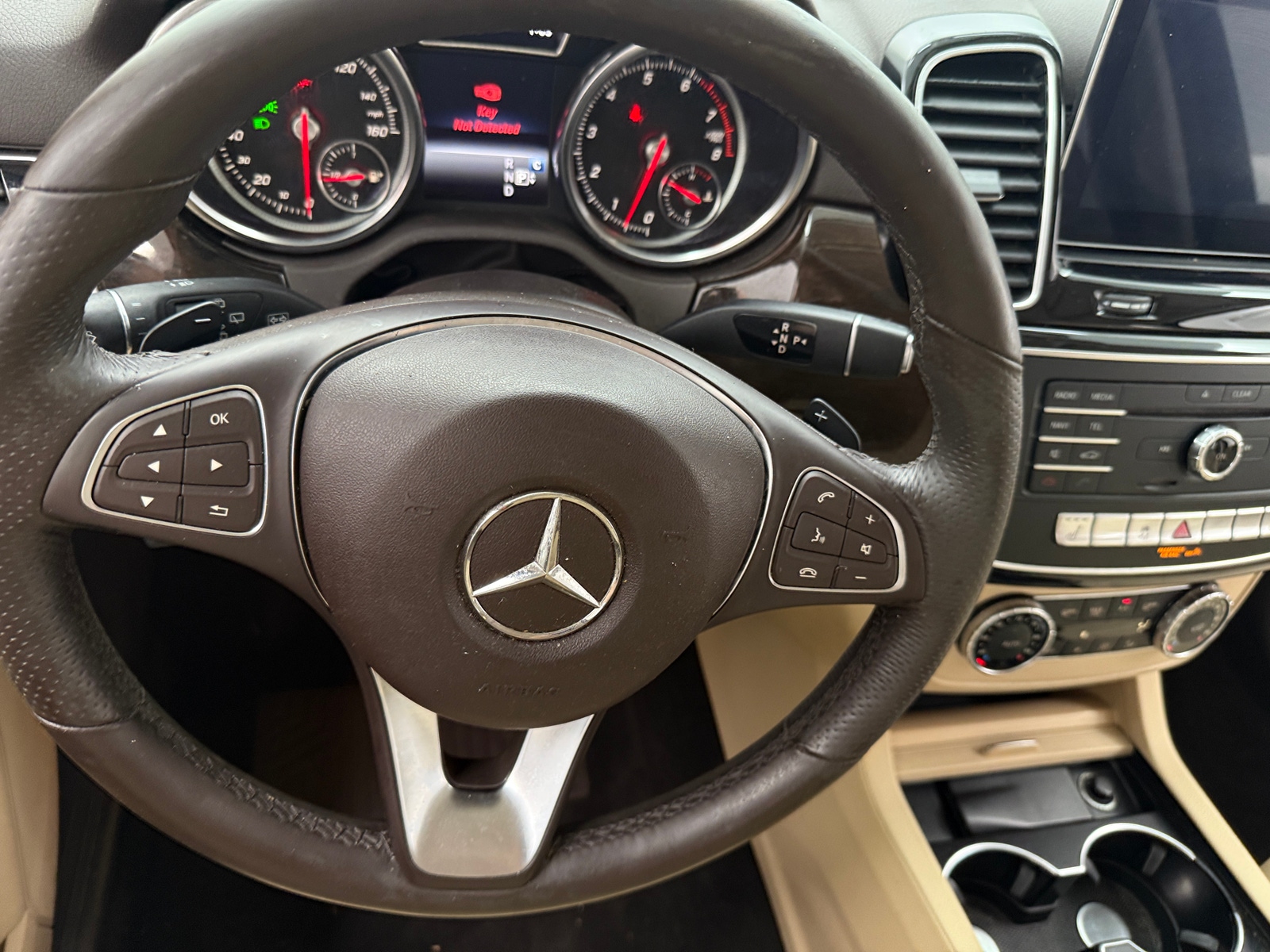 Thumbnail: 2018 Mercedes-Benz GLE - 4