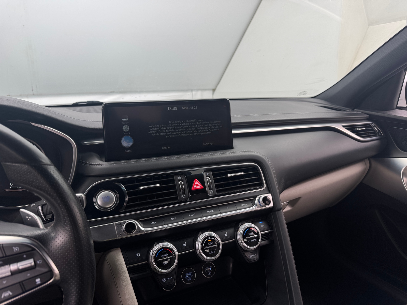 Thumbnail: 2022 Genesis G70 - 3