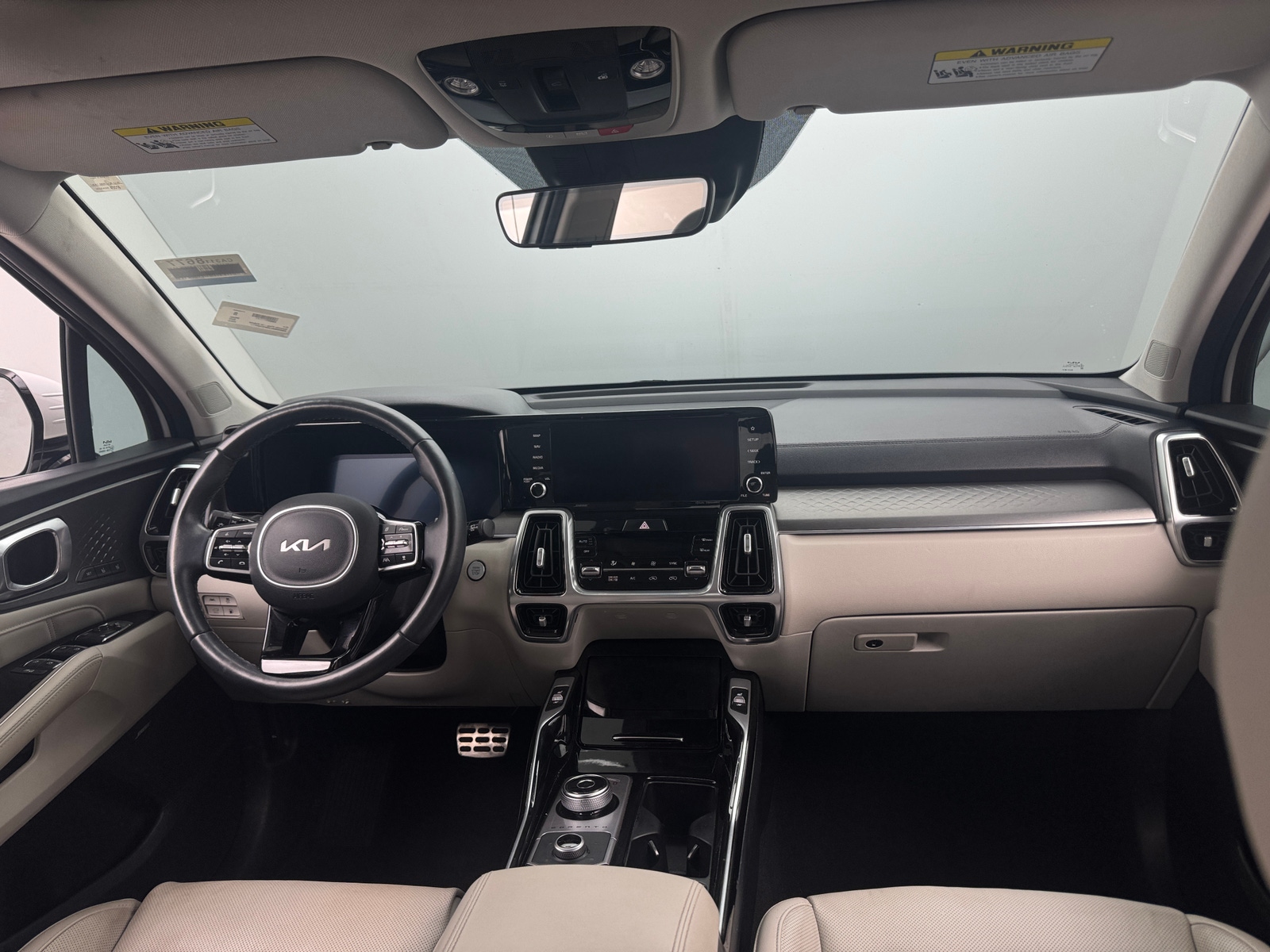 Thumbnail: 2023 Kia Sorento - 2