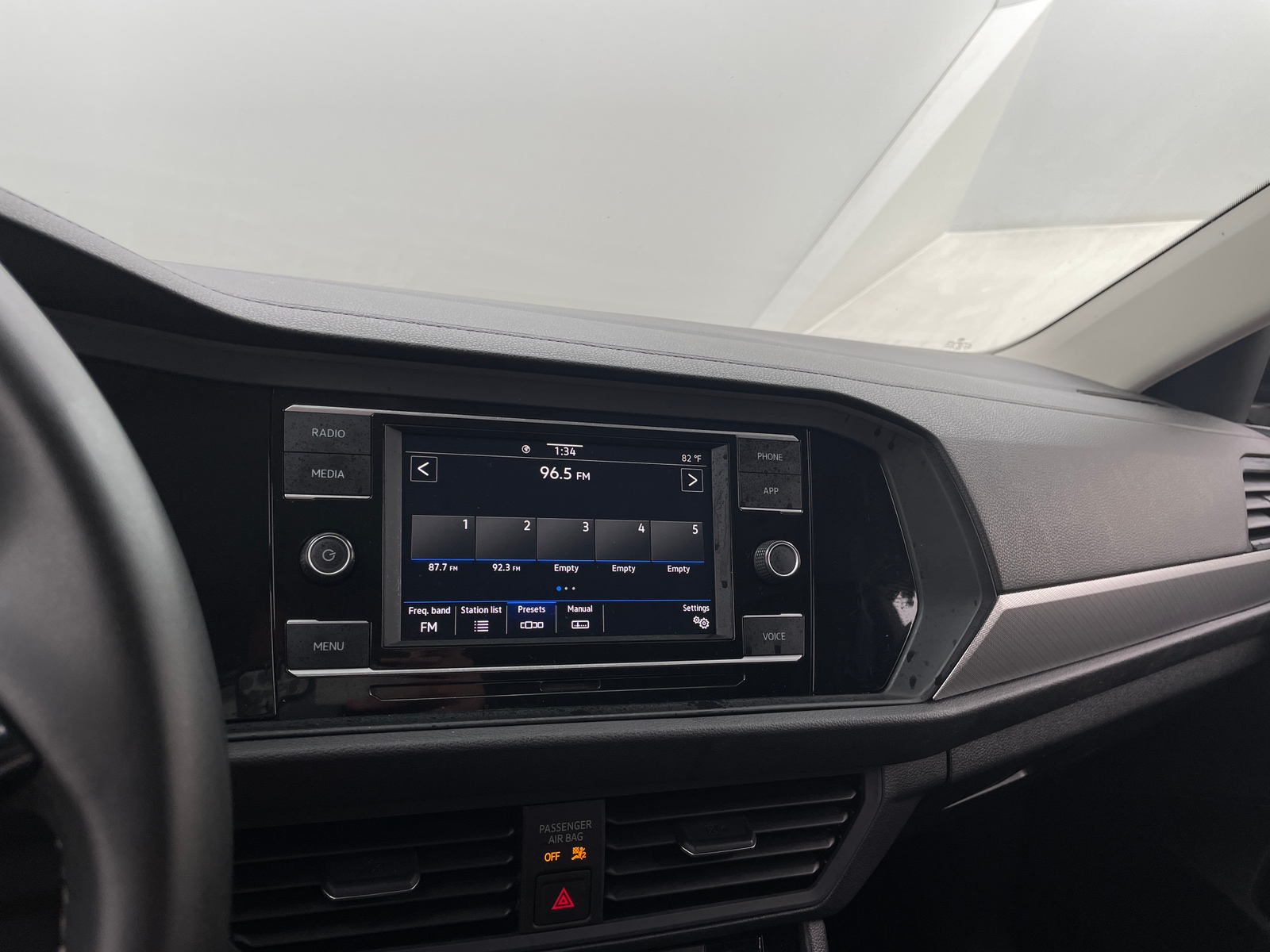 Thumbnail: 2021 Volkswagen Jetta - 3