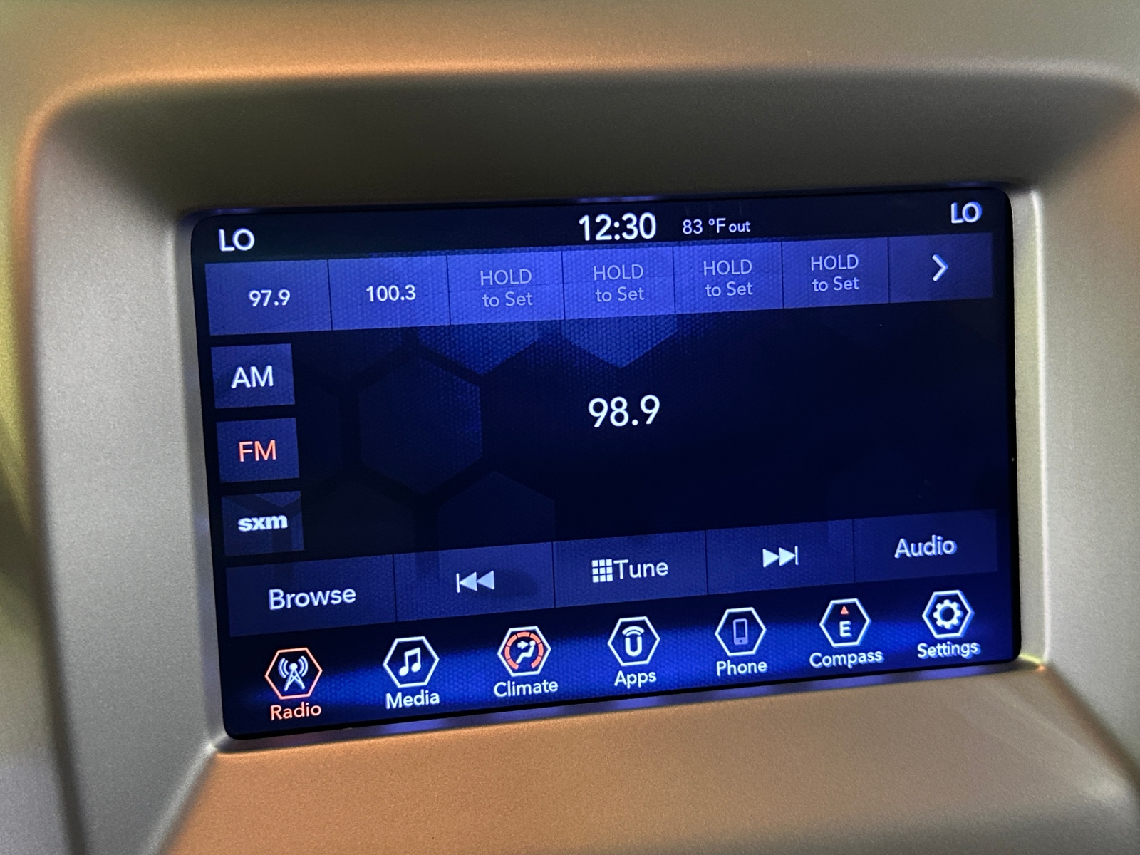 Thumbnail: 2019 Jeep Compass - 4