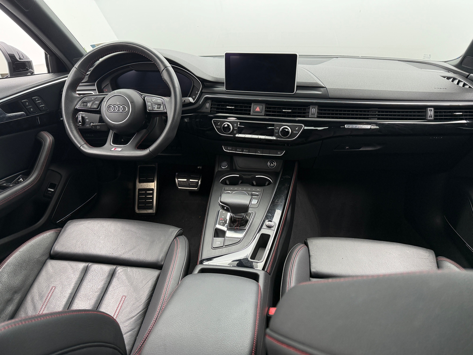 Thumbnail: 2018 Audi A4 - 2