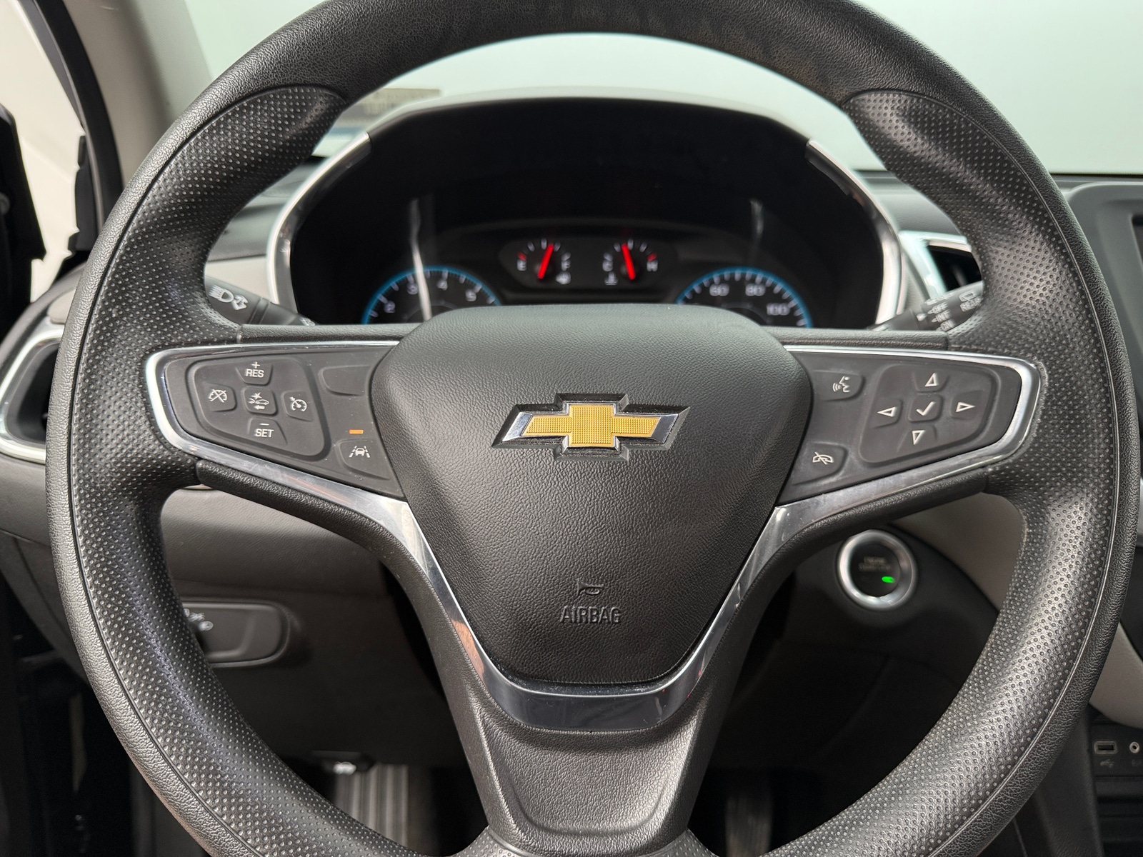 Thumbnail: 2020 Chevrolet Equinox - 5