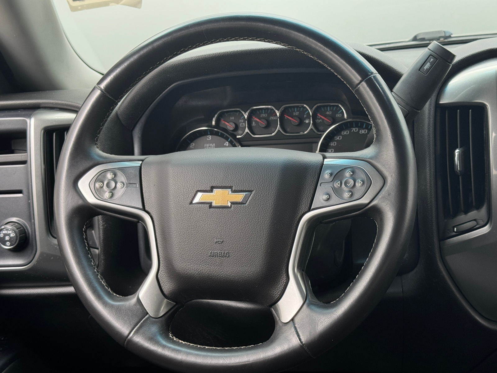Thumbnail: 2017 Chevrolet Silverado 1500 - 5