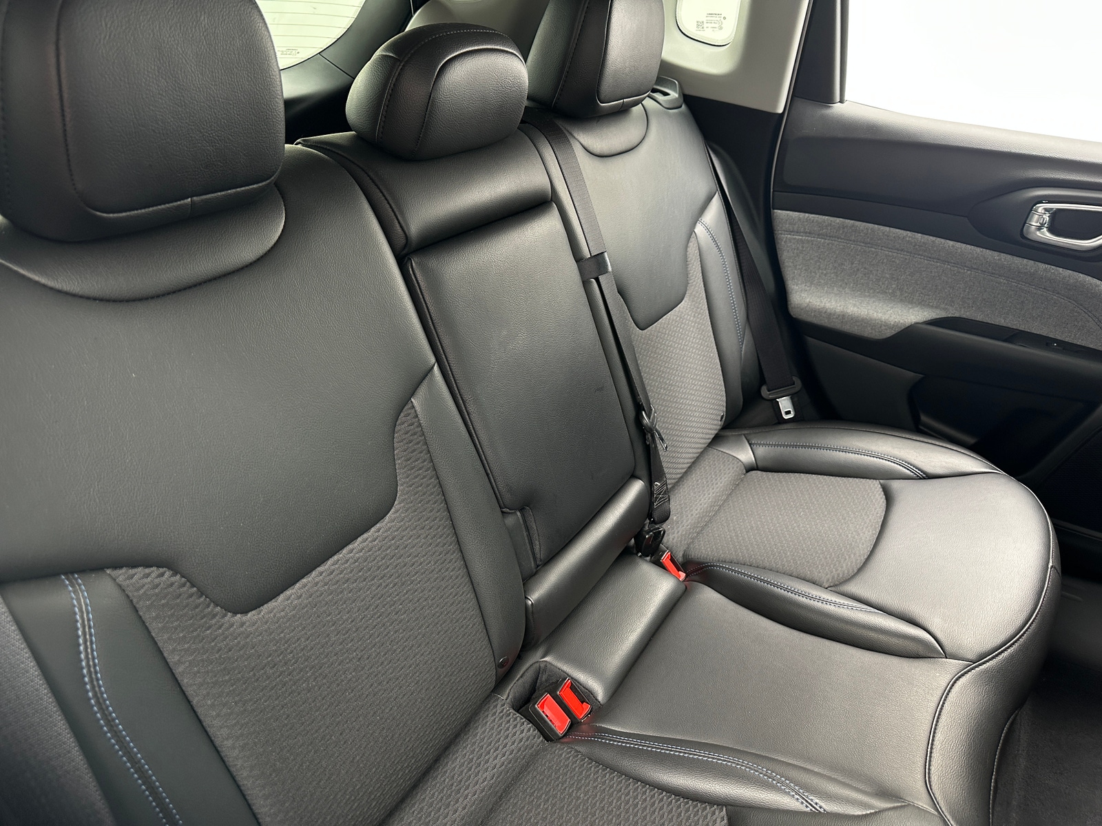 Thumbnail: 2022 Jeep Compass - 6
