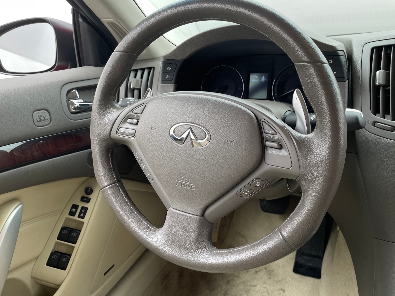 Thumbnail: 2010 INFINITI G37 - 4
