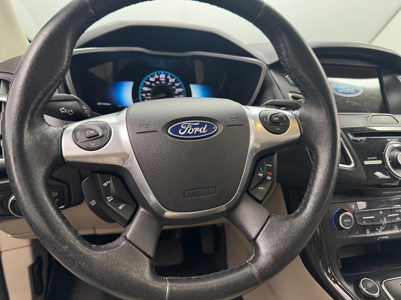 Thumbnail: 2017 Ford Focus - 5