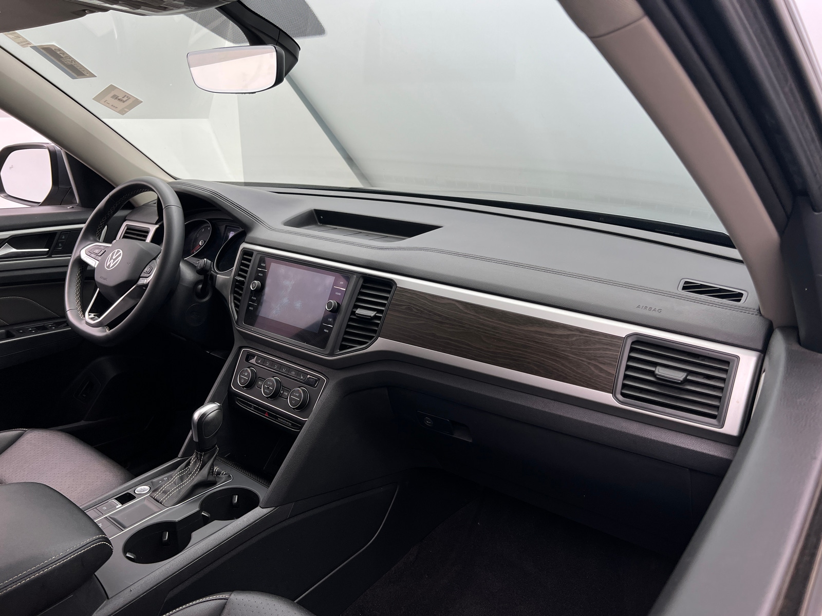 Thumbnail: 2021 Volkswagen Atlas - 2